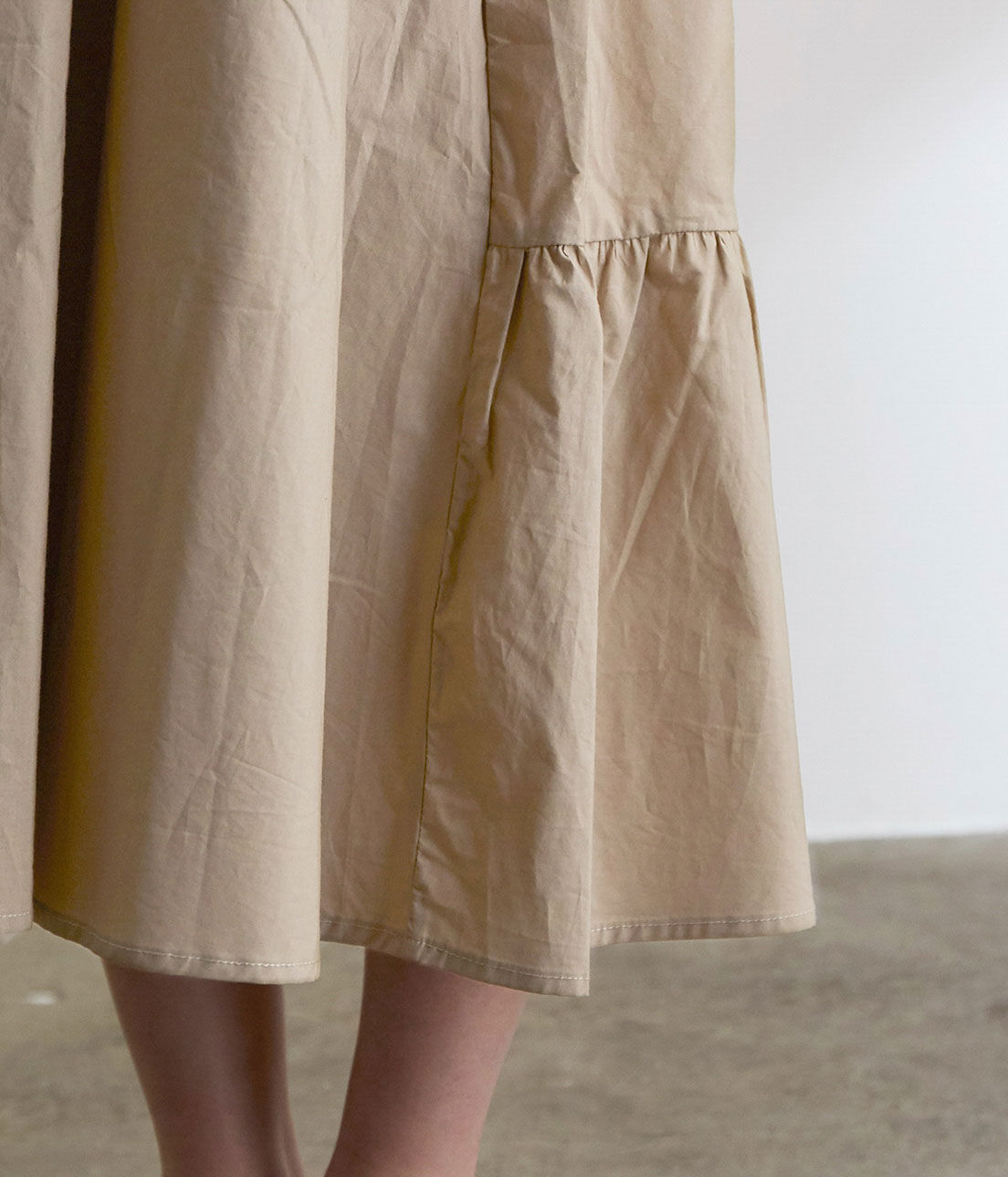 VIS「【WEB限定】異素材コンビ配色バックティアードTシャツワンピース」|ワンピース|