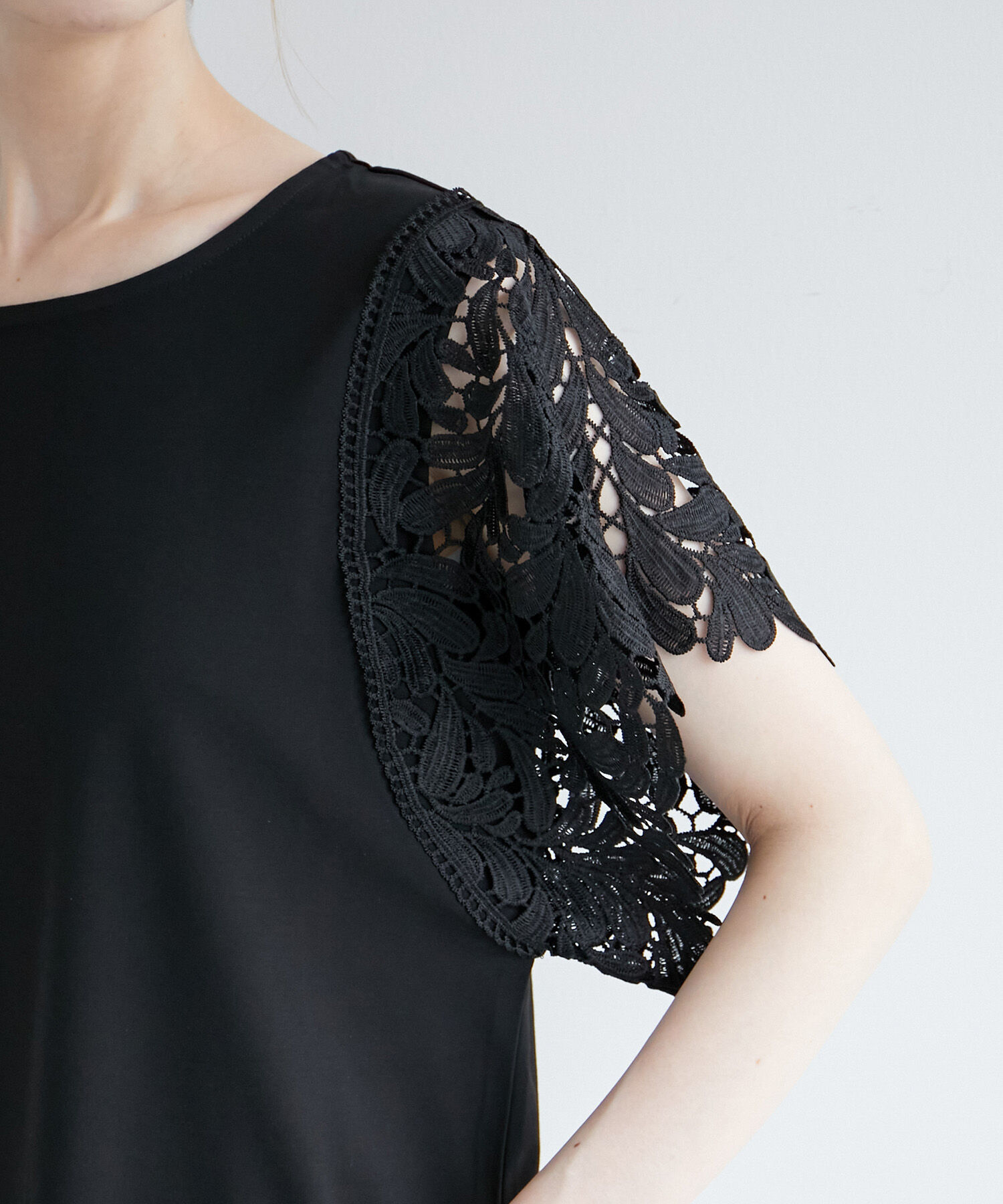 Rope&rsquo;Picnic「袖レースカットトップス/リンクコーデ」|Tシャツ・カットソー|