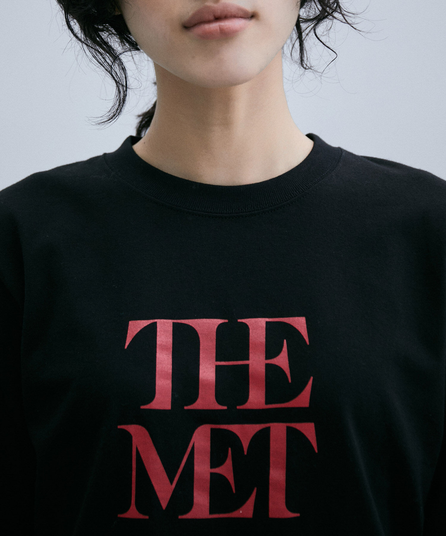 ADAM ET ROPE'「THE MET x ADAM LOGO Tee」|Tシャツ・カットソー|