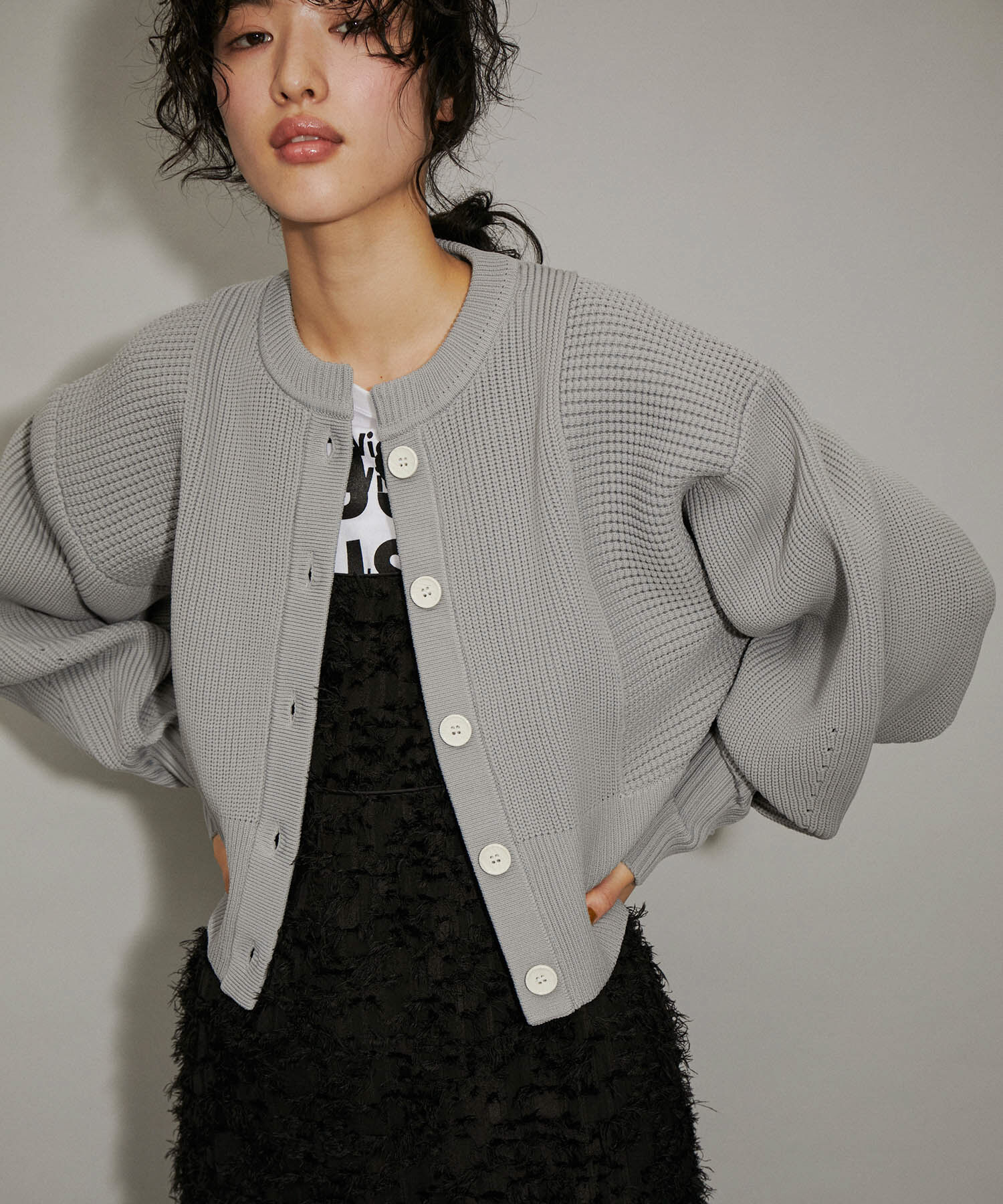 ADAM ET ROPE'「【サステナブル・WEB限定】ペプラムコンビニットカーディガン」|カーディガン|