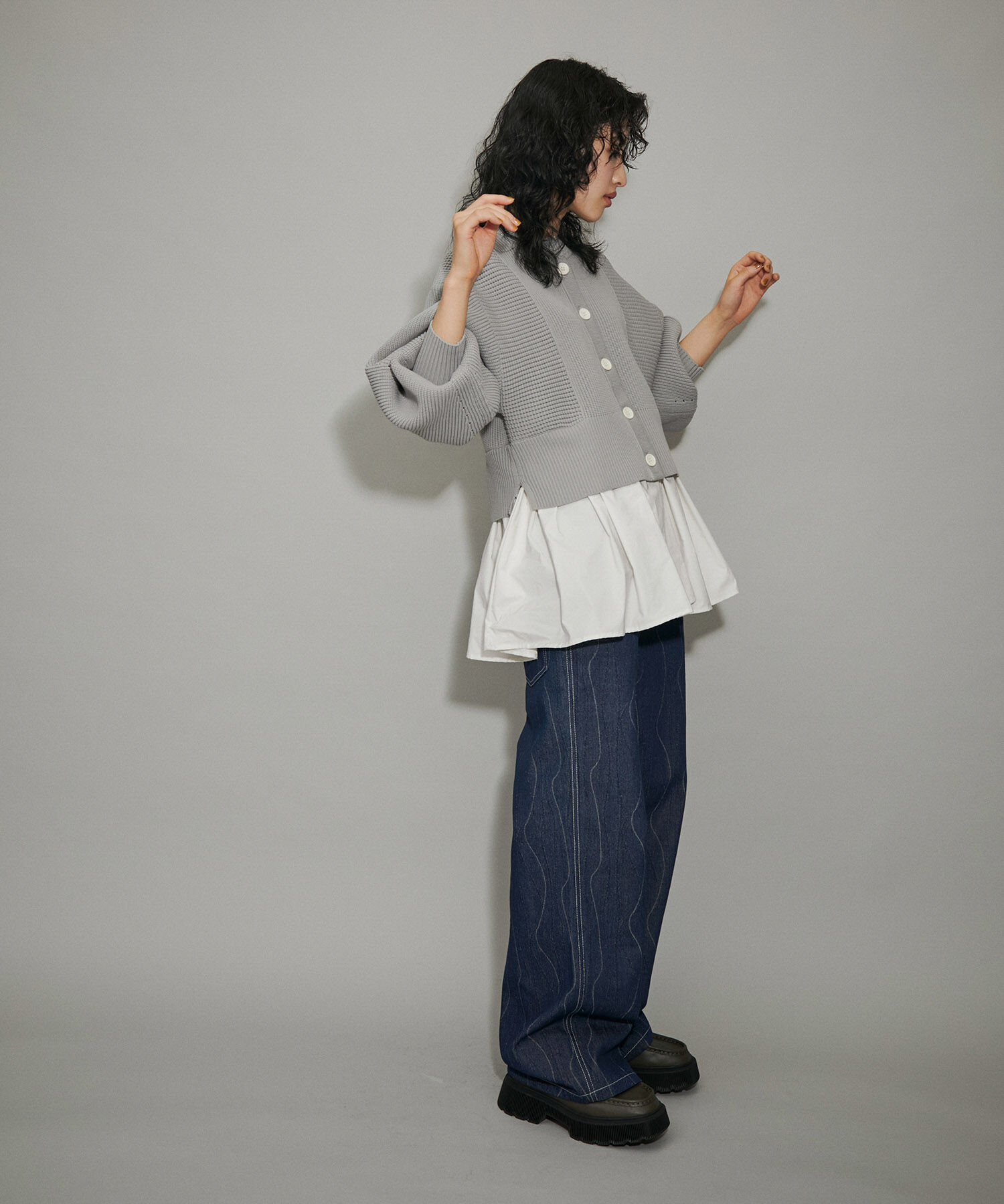 ADAM ET ROPE'「【サステナブル・WEB限定】ペプラムコンビニットカーディガン」|カーディガン|