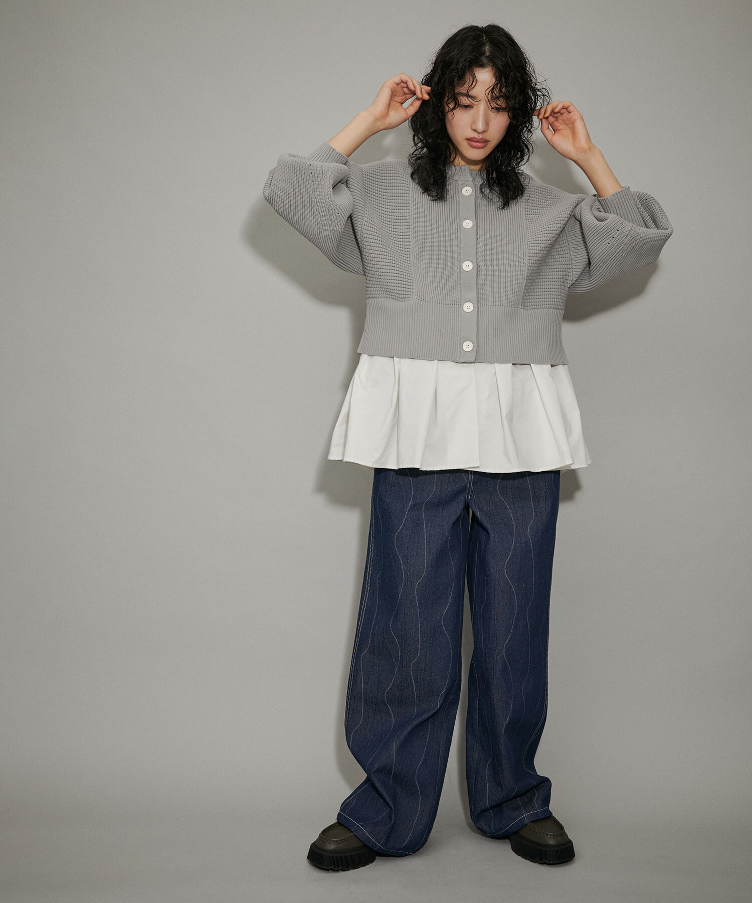 ADAM ET ROPE'「【サステナブル・WEB限定】ペプラムコンビニットカーディガン」|カーディガン|