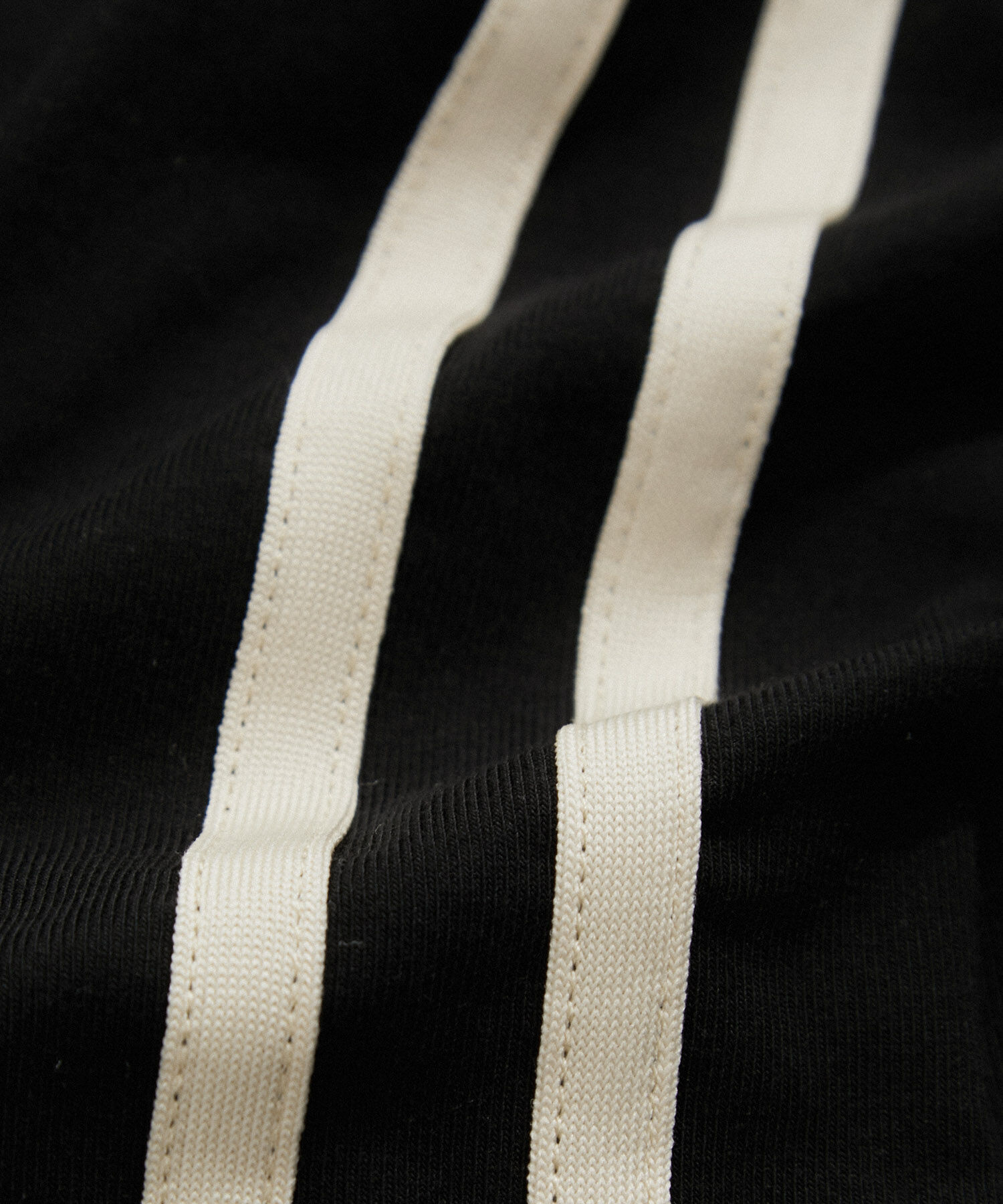 ADAM ET ROPE'「【サステナブル・洗える】erimaベアフライスロンT」|Tシャツ・カットソー|