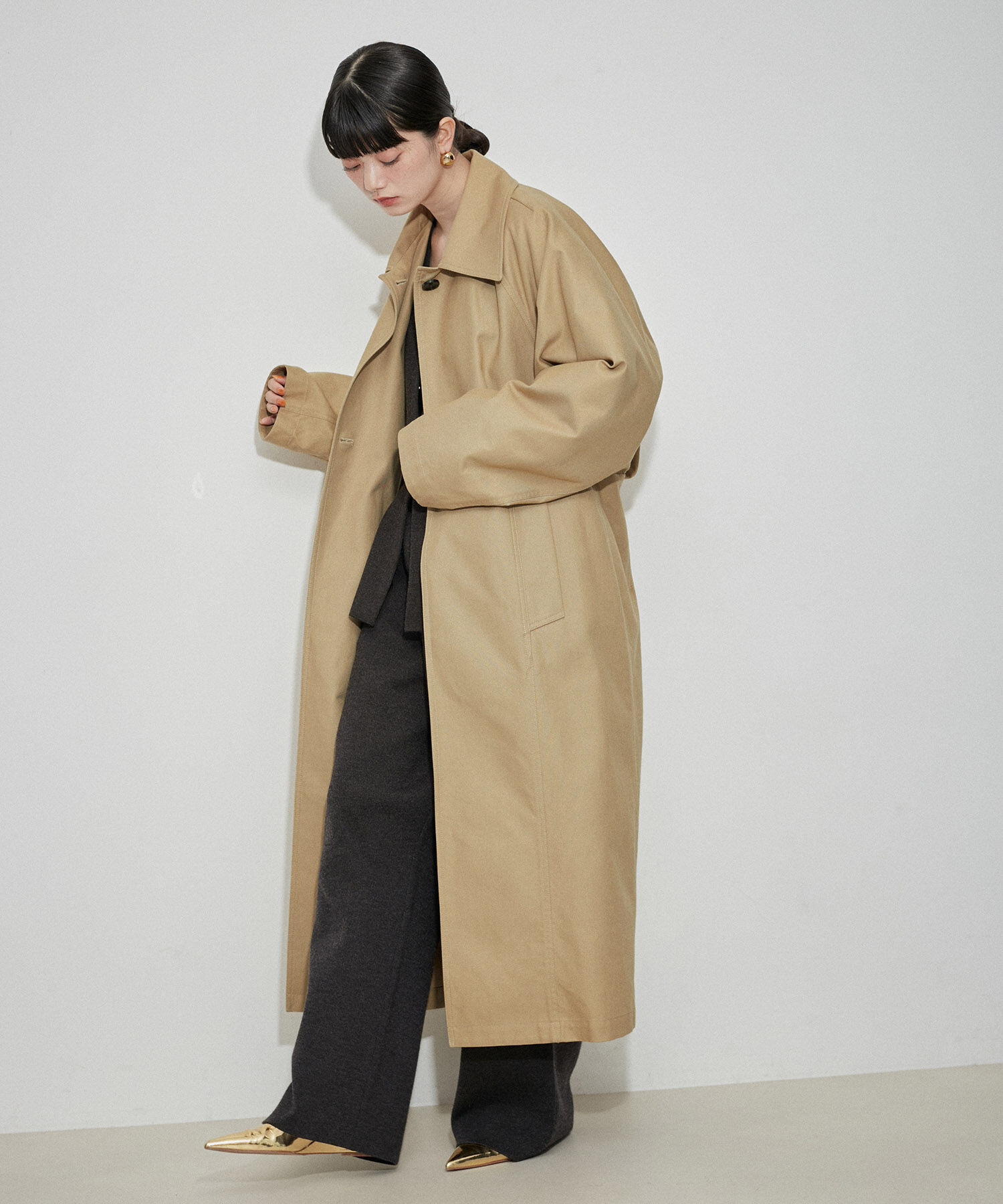 ADAM ET ROPE'「バックブラウジングステンカラーコート」|ステンカラーコート|