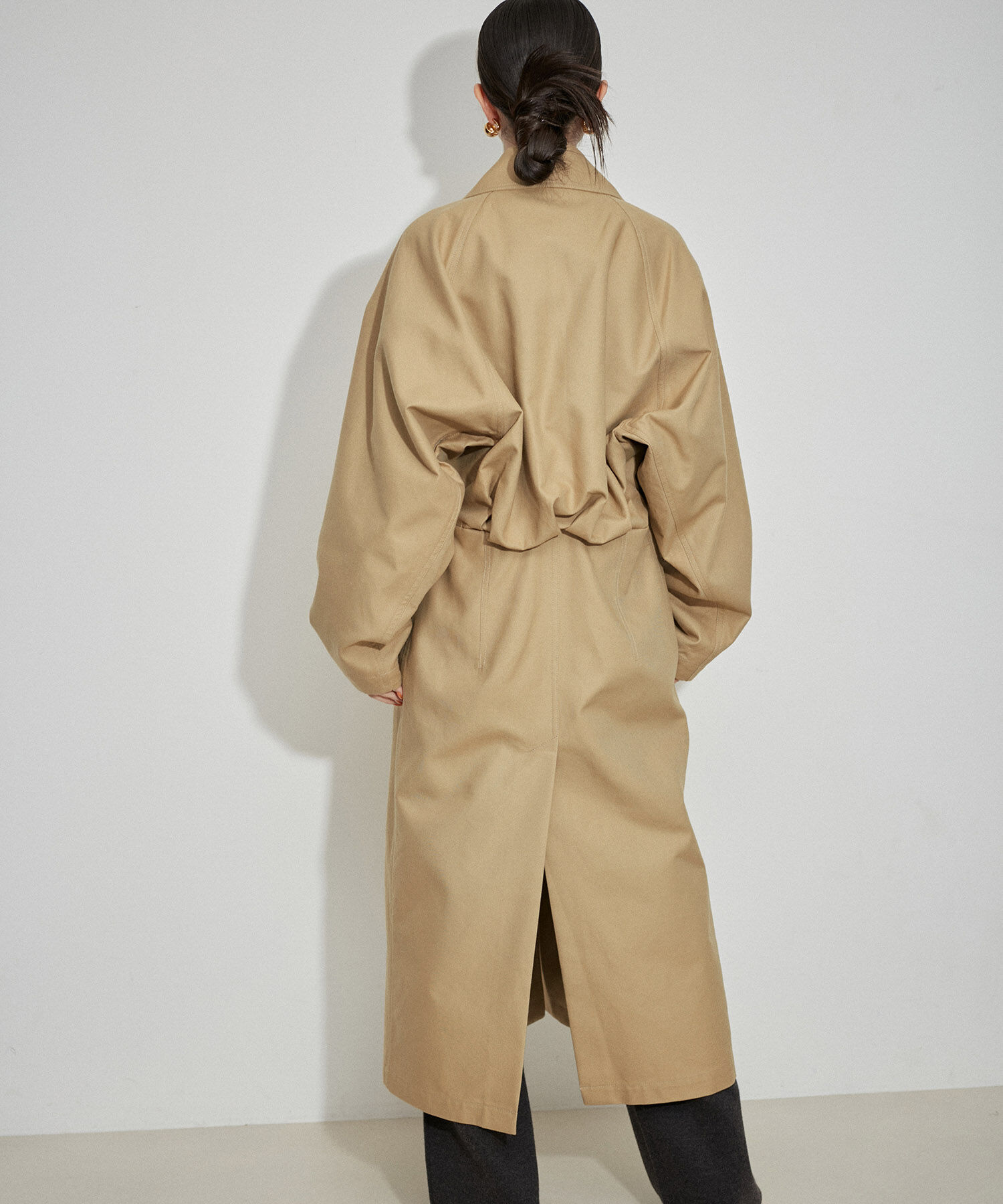 ADAM ET ROPE'「バックブラウジングステンカラーコート」|ステンカラーコート|