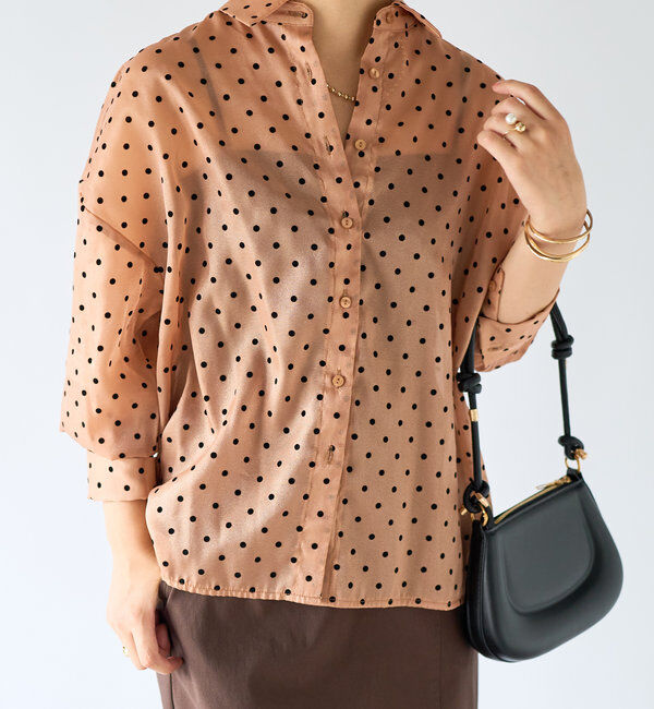  「《オンオフ兼用・ドレッシーな雰囲気》ドットオーガンジーシャツ」|シャツ・ブラウス|