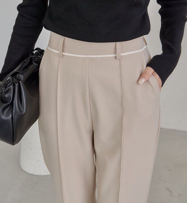  「【低身長サイズあり】ピンタックフレアパンツ」|チノ|