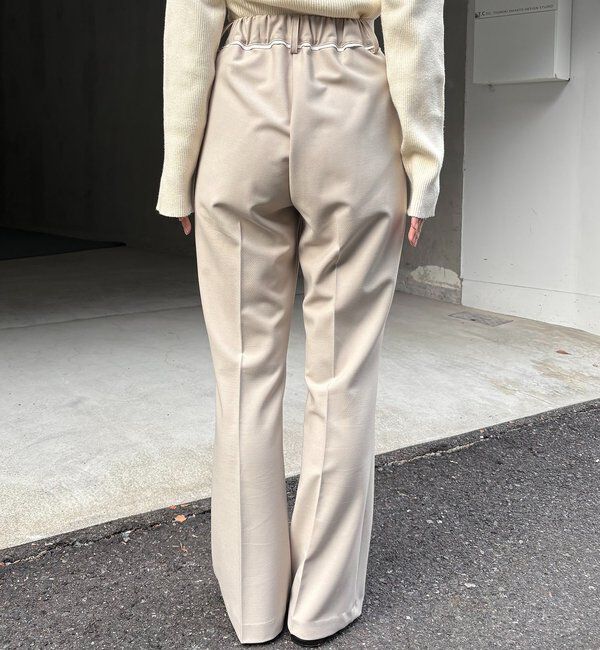  「【低身長サイズあり】ピンタックフレアパンツ」|チノ|