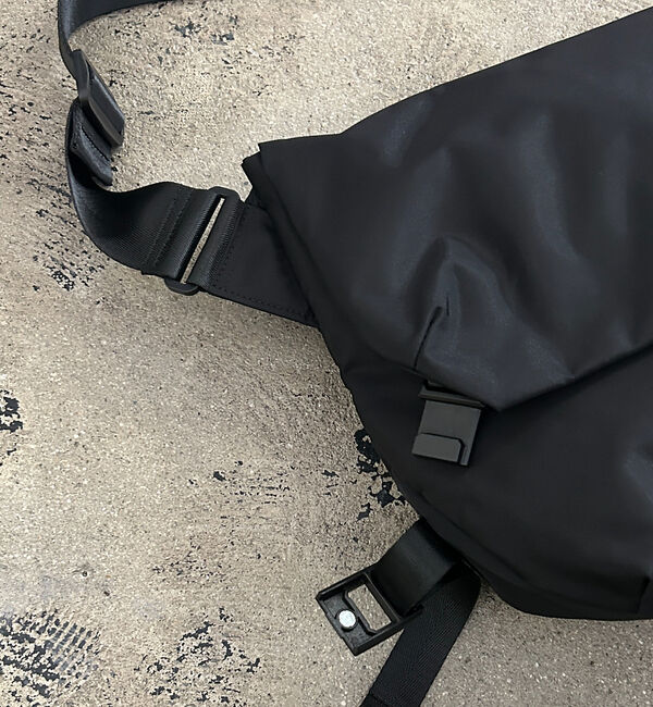 ABAHOUSE「【NoiR/ノアール】ComCompass messenger N25002/メ」|ショルダー・メッセンジャー|