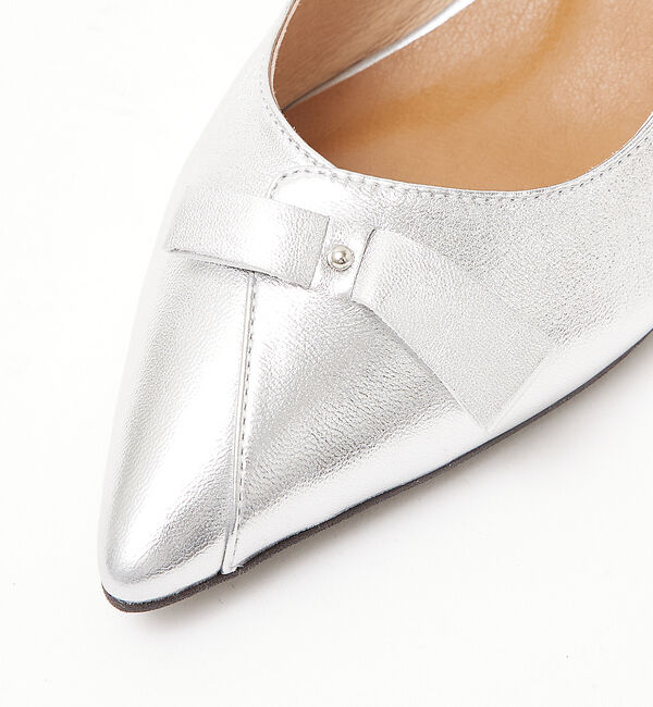 AU BANNISTER「リボンモチーフローヒールパンプス」|パンプス|