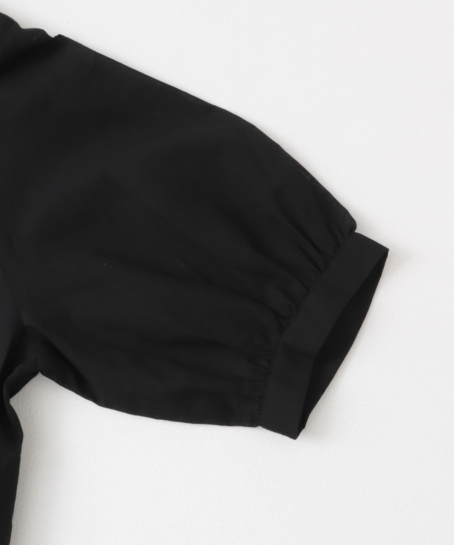 URBAN RESEARCH DOORS「コットンボイルV切替ギャザーブラウス」|シャツ・ブラウス|