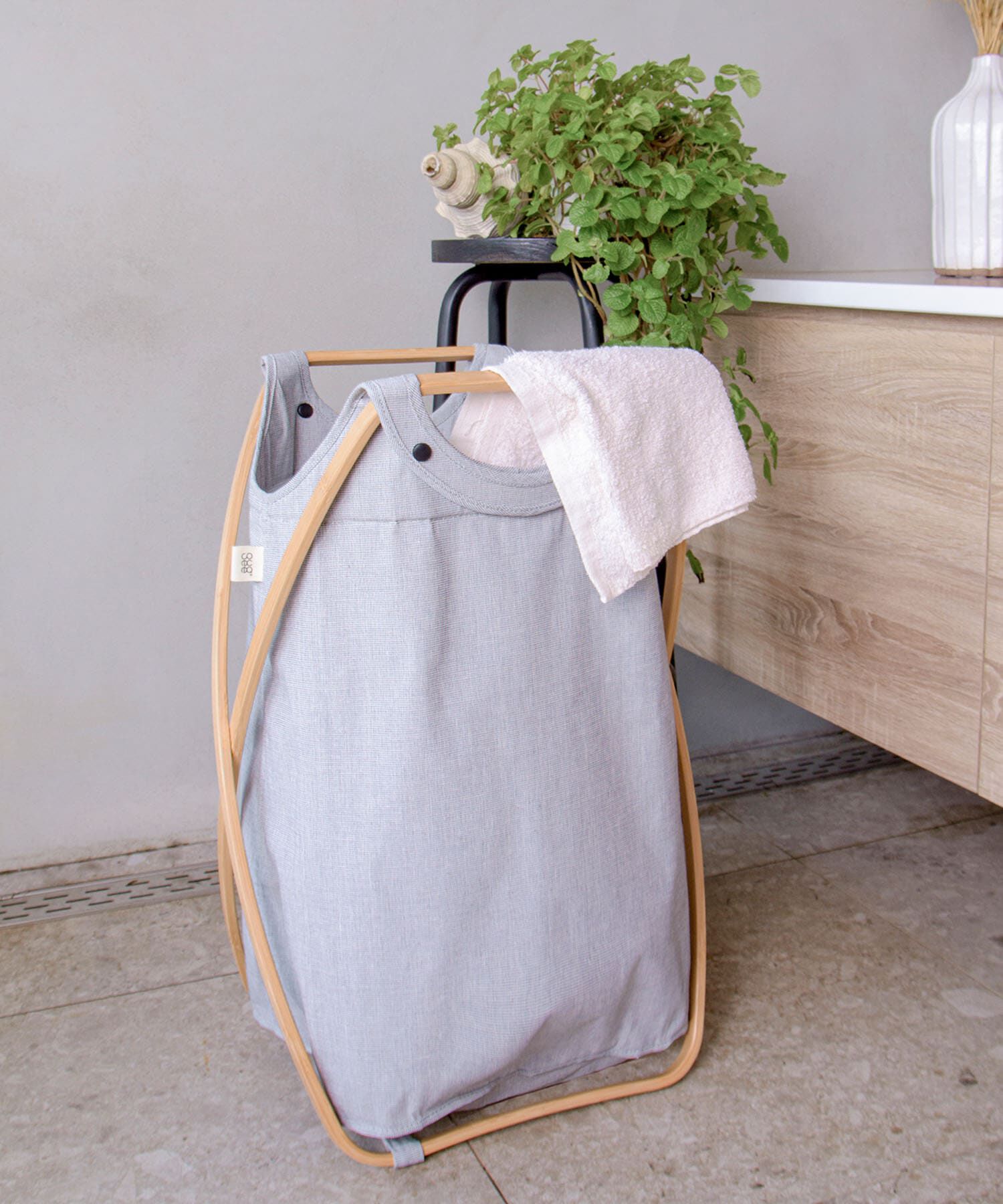 URBAN RESEARCH DOORS「『WEB限定』Gudee　BUTTERFLY II」|トイレタリー・ランドリーグッズ|