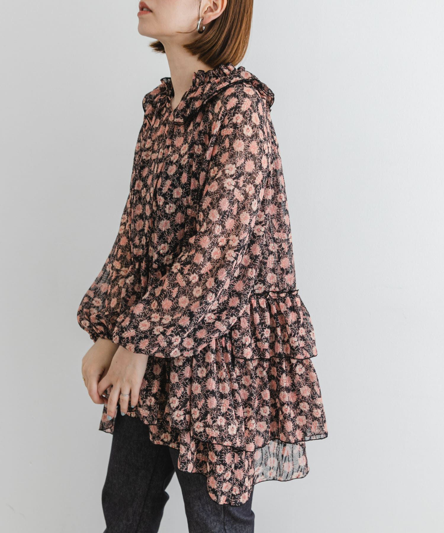 URBAN RESEARCH ROSSO「F by ROSSO　フラワープリントティアードミニワンピース」|ワンピース|