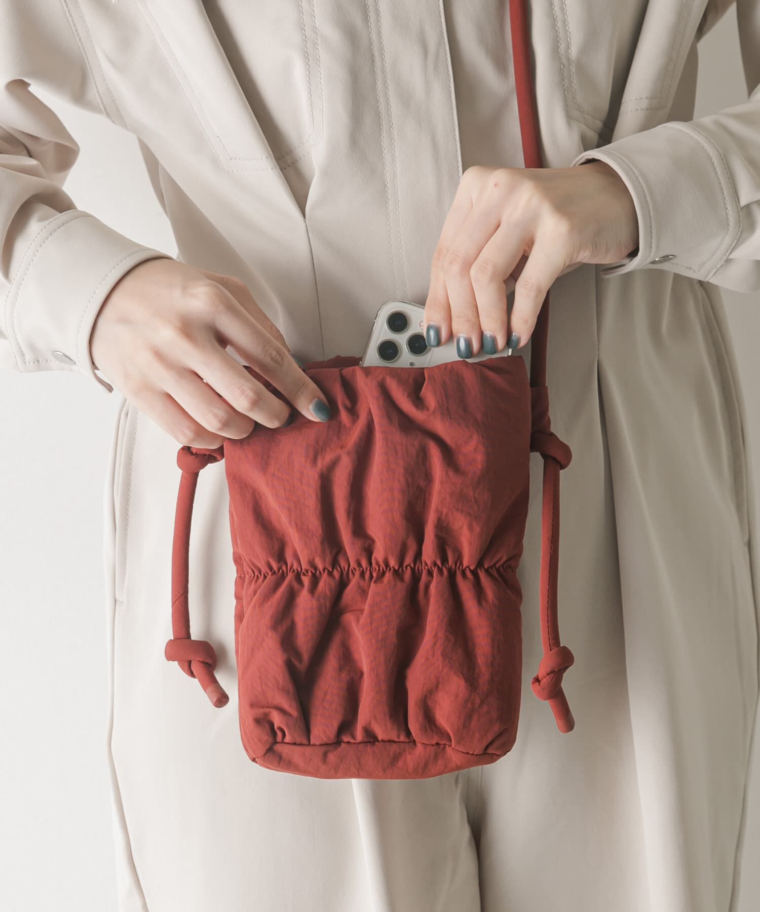 SMELLY「パフィーミニショルダー」|ショルダー・メッセンジャー|