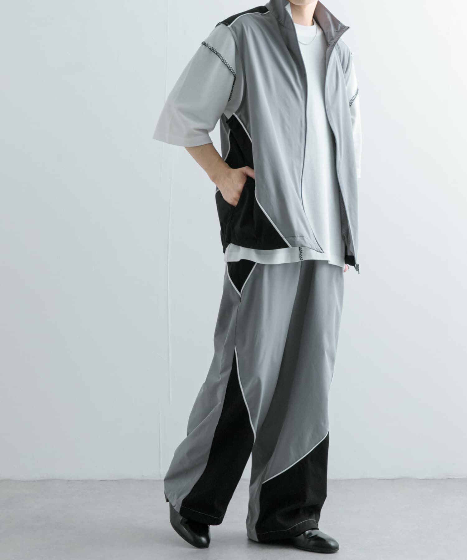 SENSE OF PLACE by URBAN RESEARCH「『ユニセックス』ブランケットステッチルーズTシャツ(5分袖)」|Tシャツ・カットソー|