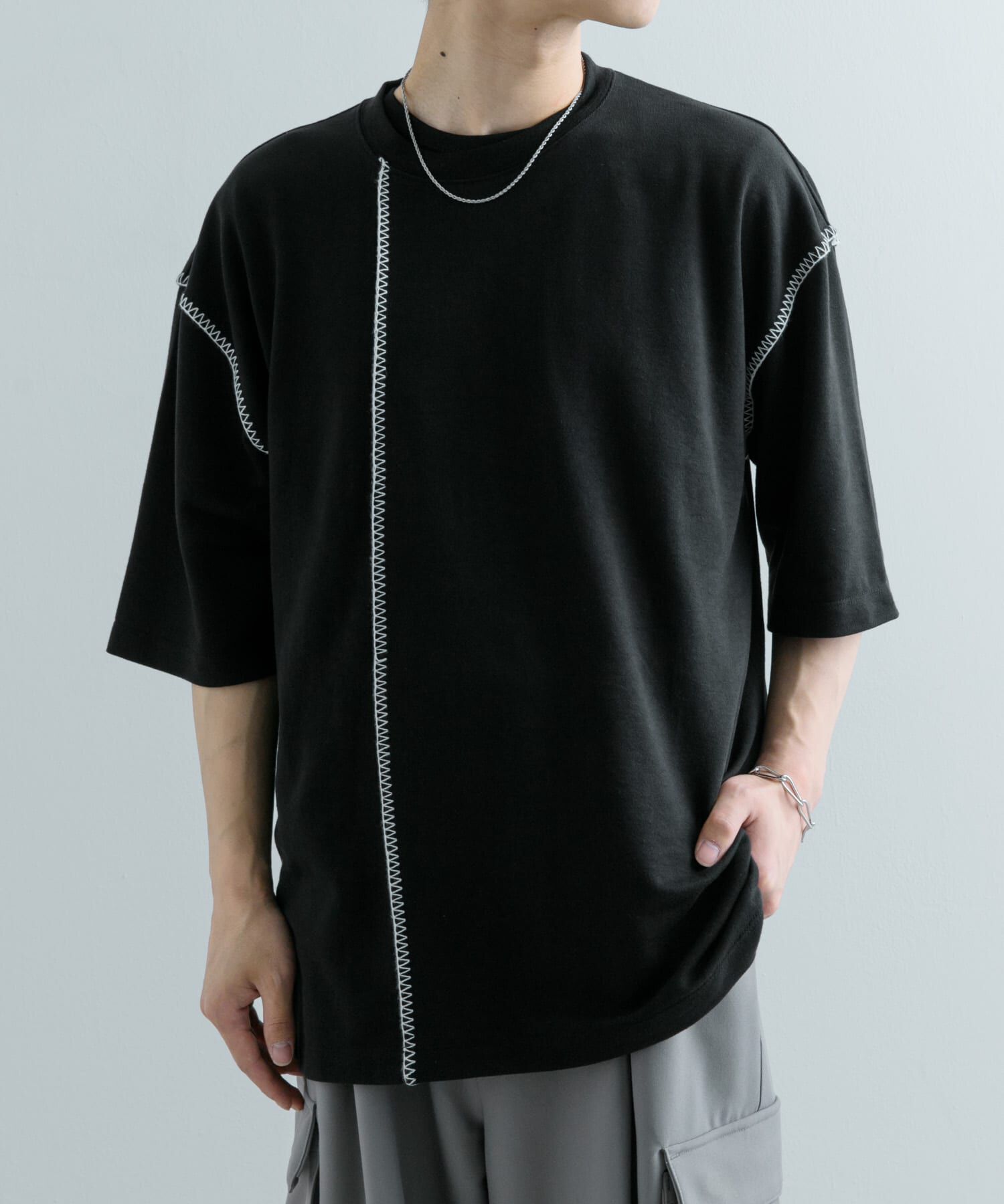 SENSE OF PLACE by URBAN RESEARCH「『ユニセックス』ブランケットステッチルーズTシャツ(5分袖)」|Tシャツ・カットソー|