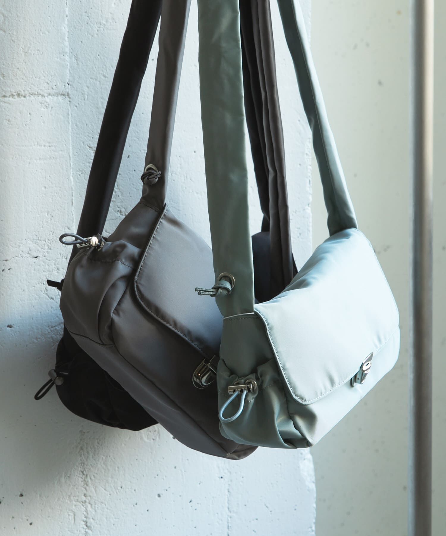 SENSE OF PLACE by URBAN RESEARCH「ナイロンフラップショルダーバッグ」|ショルダー・メッセンジャー|