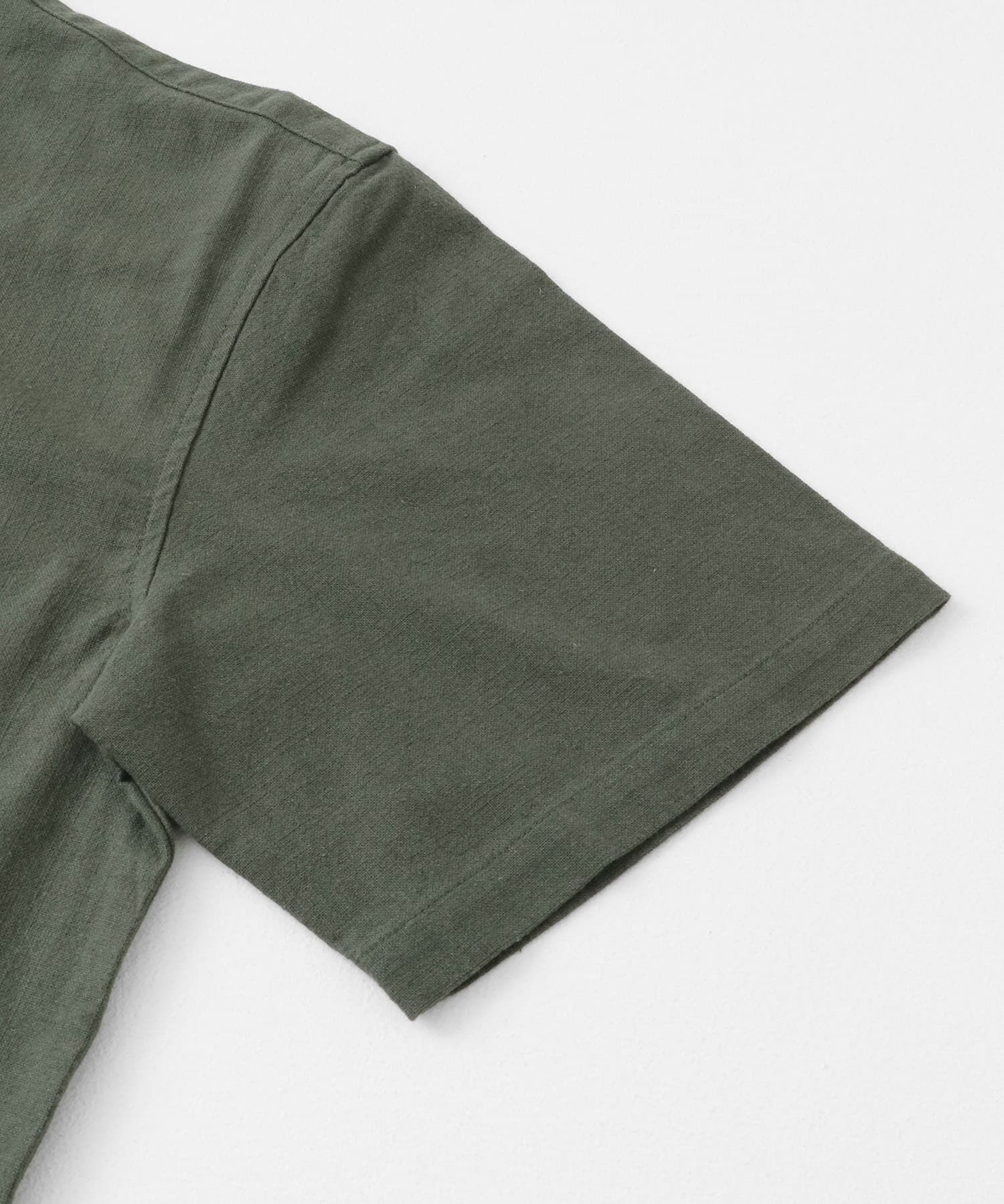 SENSE OF PLACE by URBAN RESEARCH「ドライタッチプルオーバーショートスリーブシャツ」|シャツ・ブラウス|