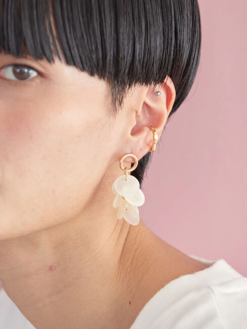  「シェルスパンコールピアス」|その他|