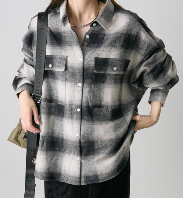  「【Du noir】オンブレチェックWポケットオーバーシャツ」|シャツ・ブラウス|