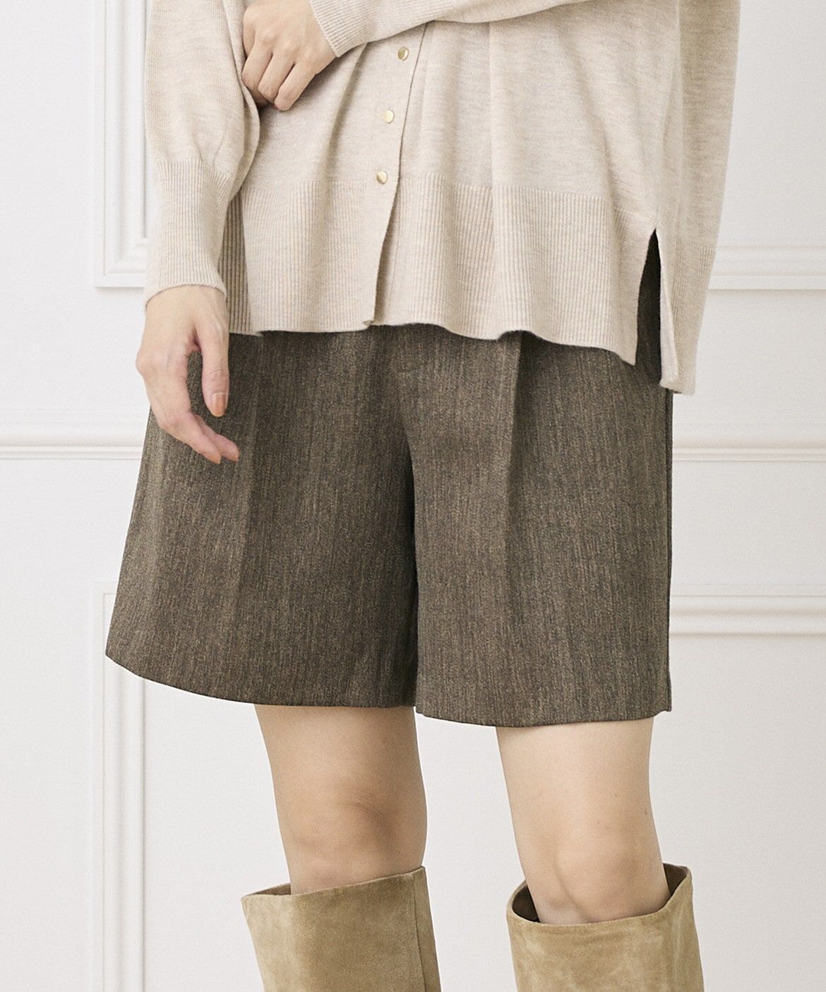 INED「《INED CLARO》ハイウエストショートパンツ」|キュロット|ベージュ2