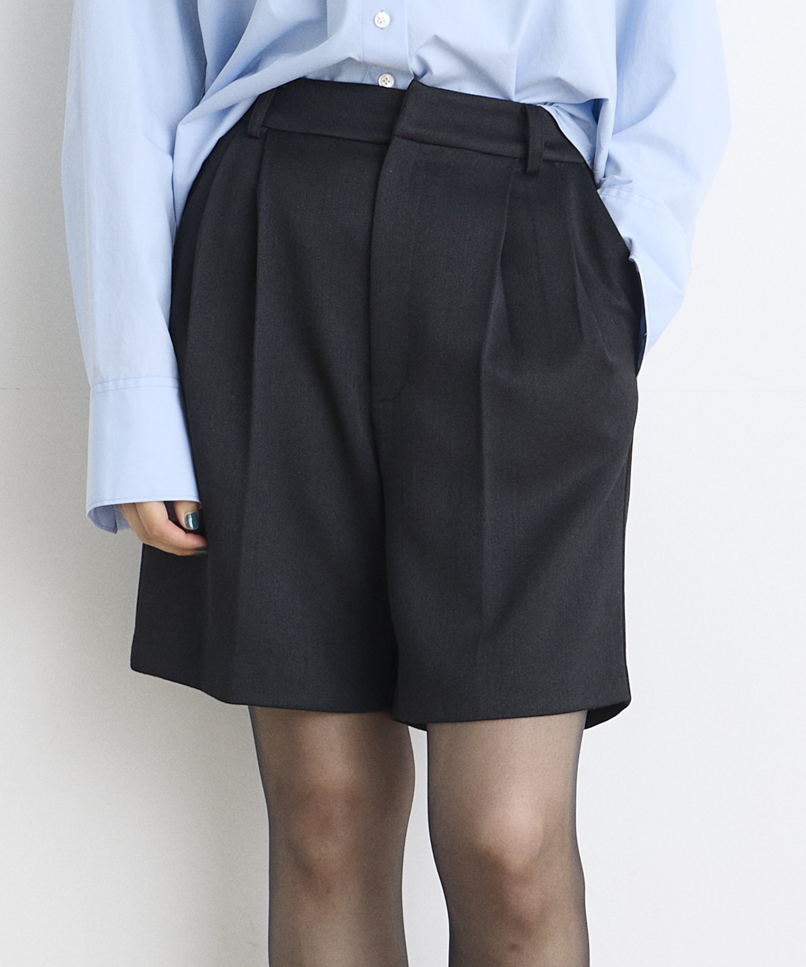 INED「《INED CLARO》ハイウエストショートパンツ」|キュロット|