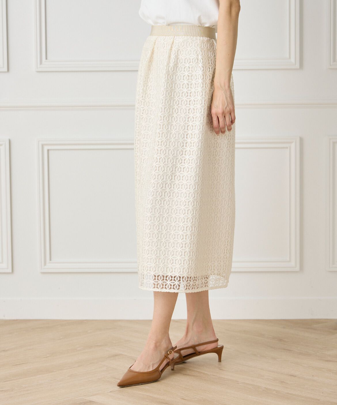 INED「《大きいサイズ》タックレーススカート」|タイト|