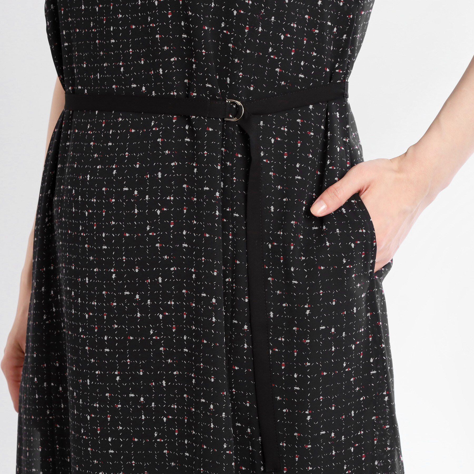 Reflect「【WEB先行カラーあり／マシンウォッシュ可／ナローベルト付き】オフボディツイードチェックワンピース」|ワンピース|