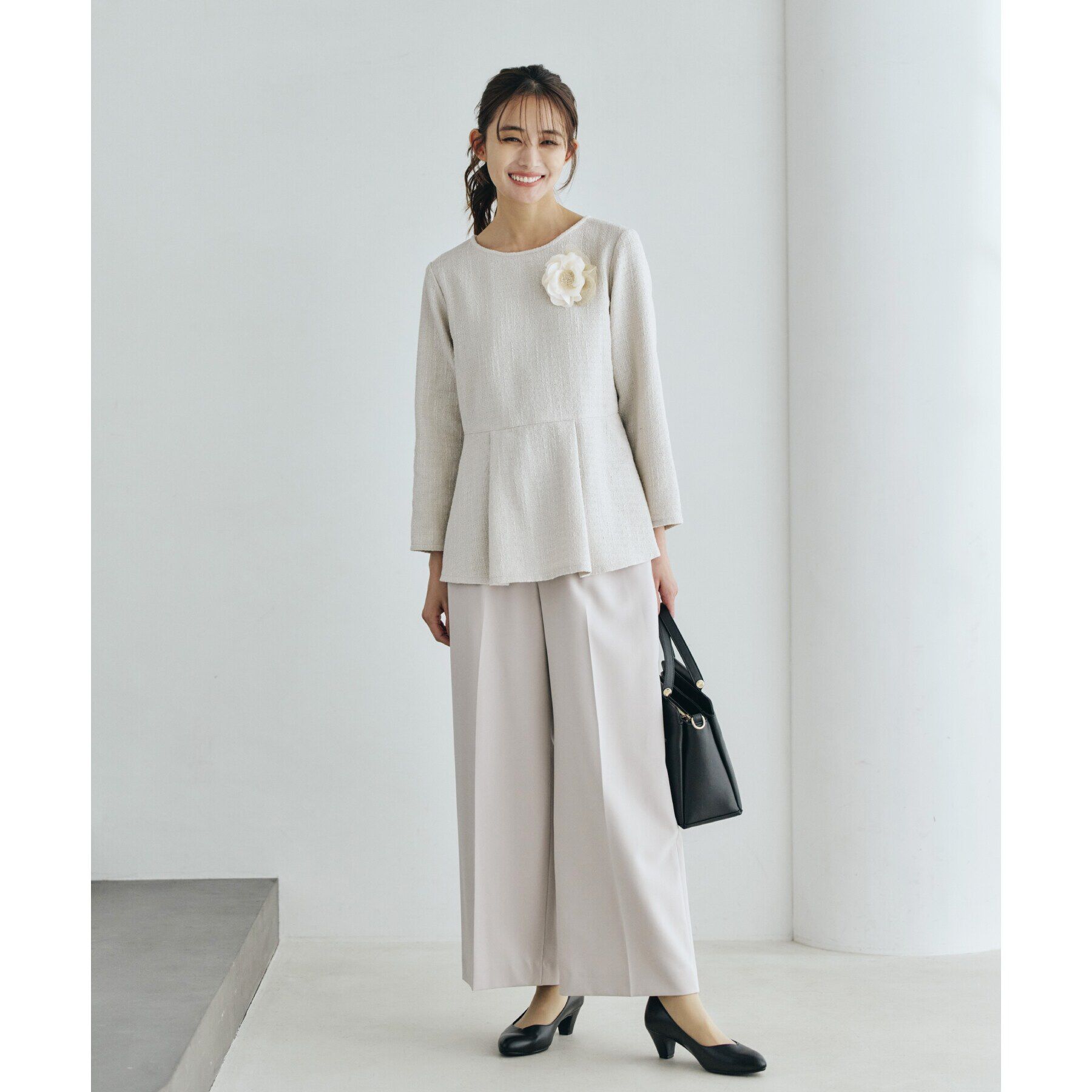 grove「【セレモニー対応】フラワーシフォンコサージュ」|ブローチ・コサージュ|