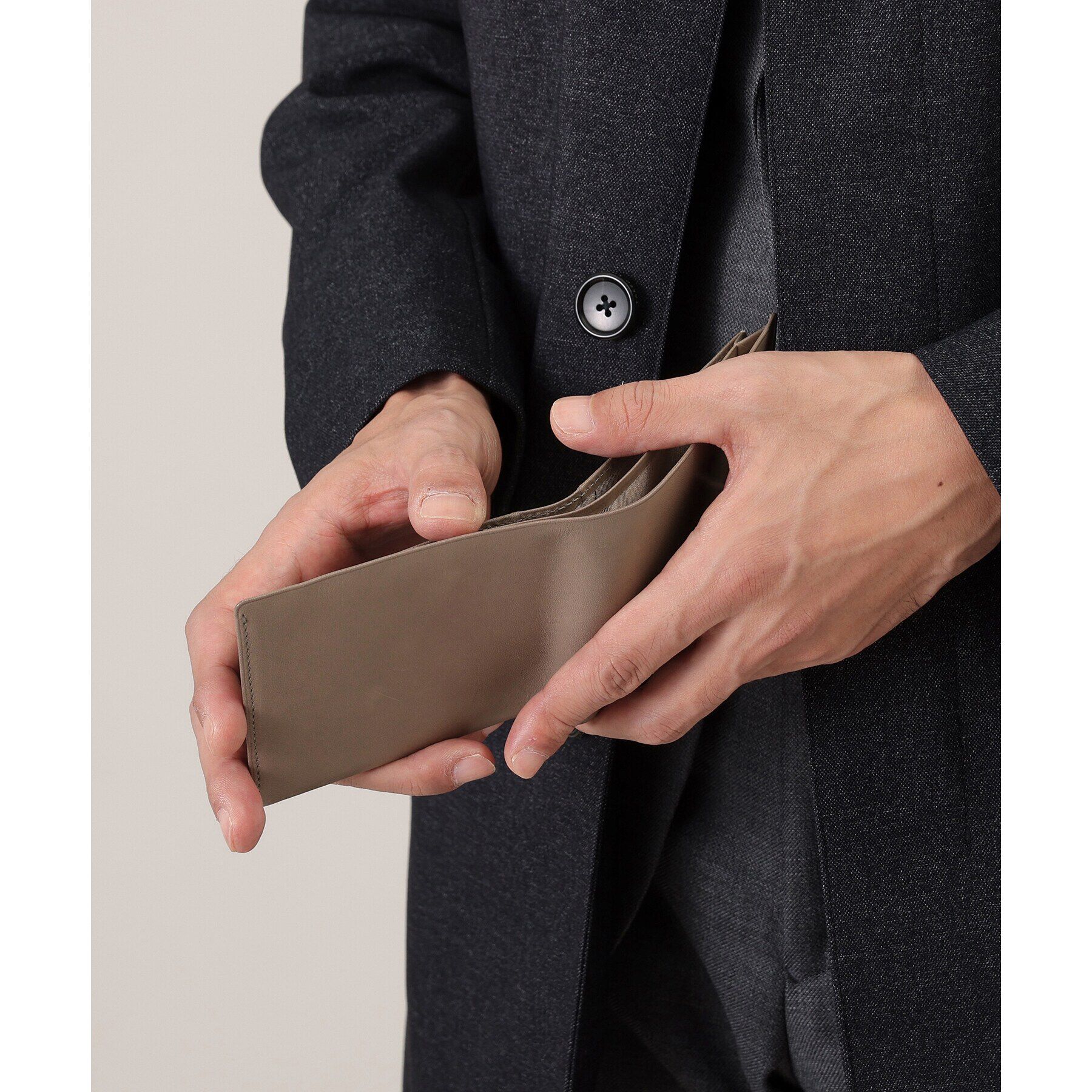 TAKEO KIKUCHI「【THE FLAGSHIP】風琴マチ 2つ折り財布」|財布|