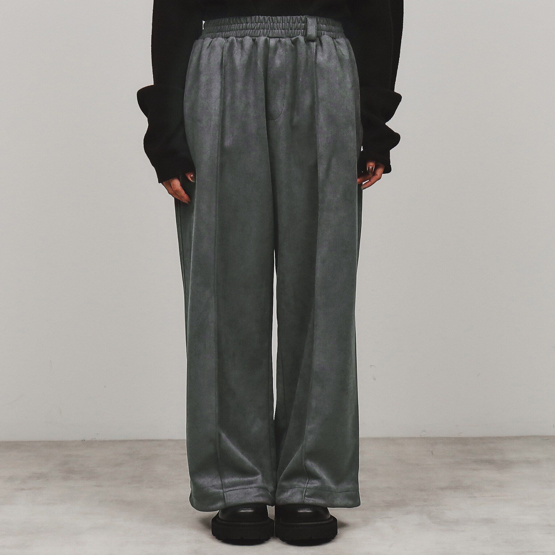 tk.TAKEO KIKUCHI「【Aラインシリーズ】スエードバギーパンツ」|その他|