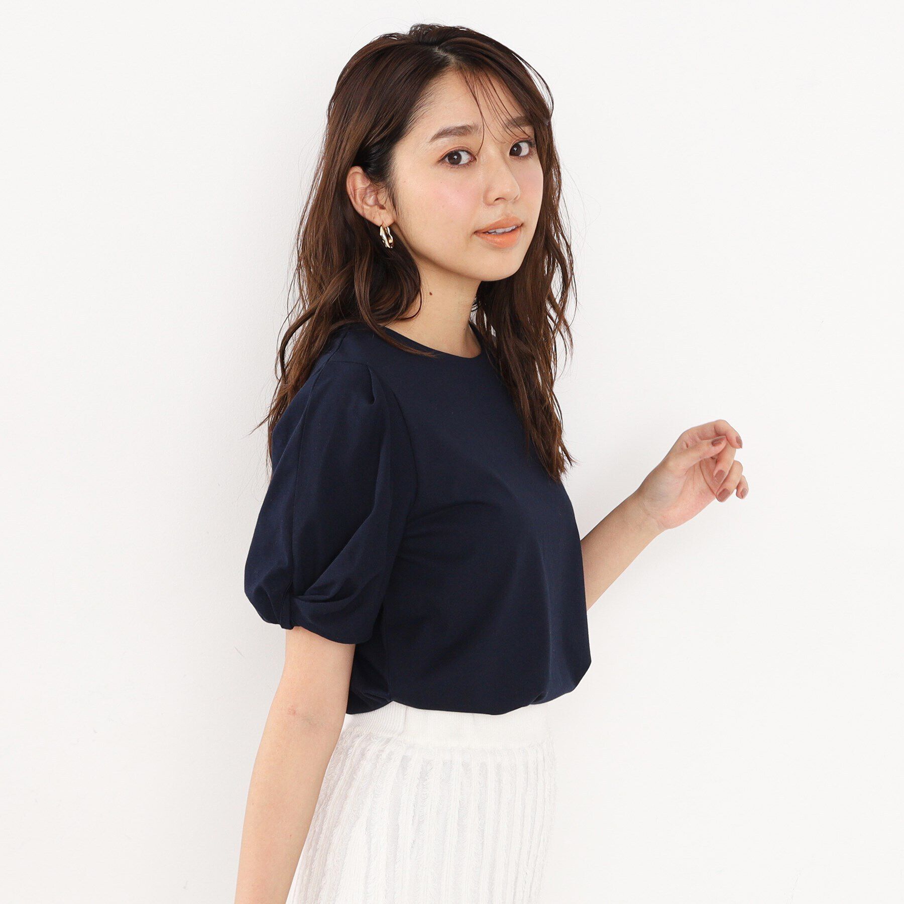 index「UV　ツイストスリーブカットソー【洗濯機洗い可/UVケア】」|Tシャツ・カットソー|ネイビー(094)