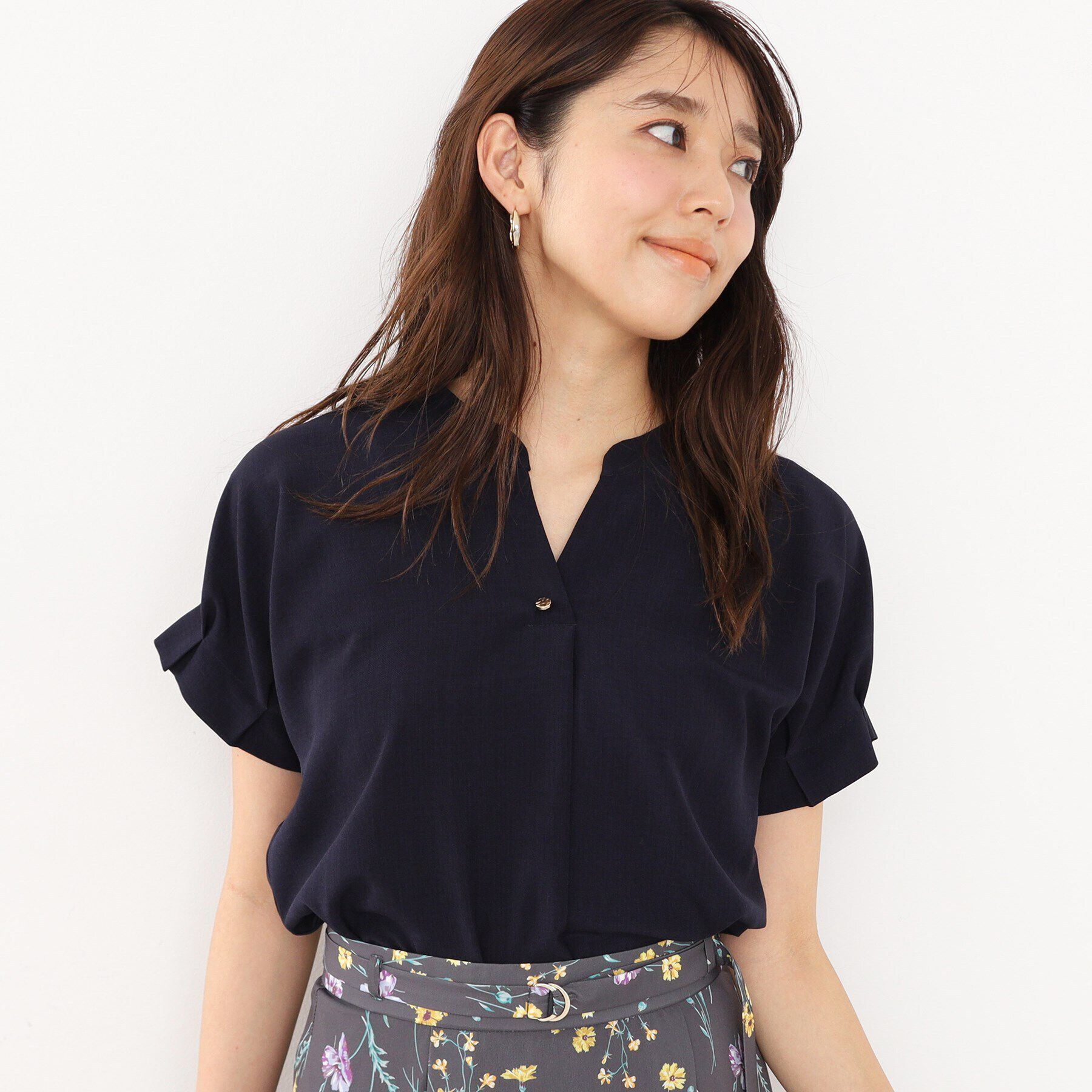 index「《7color/S-LLsize》バックシャンスキッパーブラウス【洗濯機洗い可/吸水速乾/防シワ/抗」|シャツ・ブラウス|