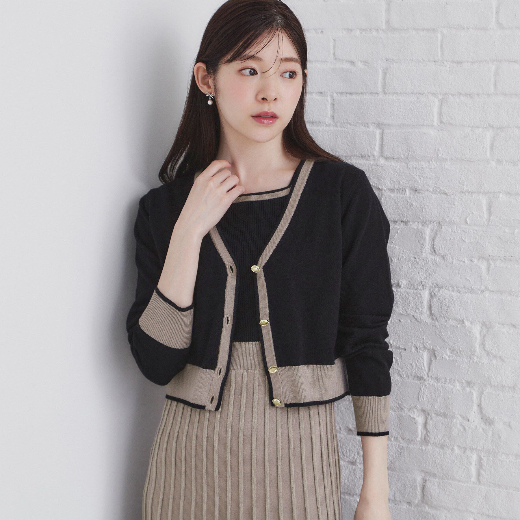 index「《ツインセット》カーディガン&times;バイカラーニットワンピース【洗濯機洗い可】」|ワンピース|