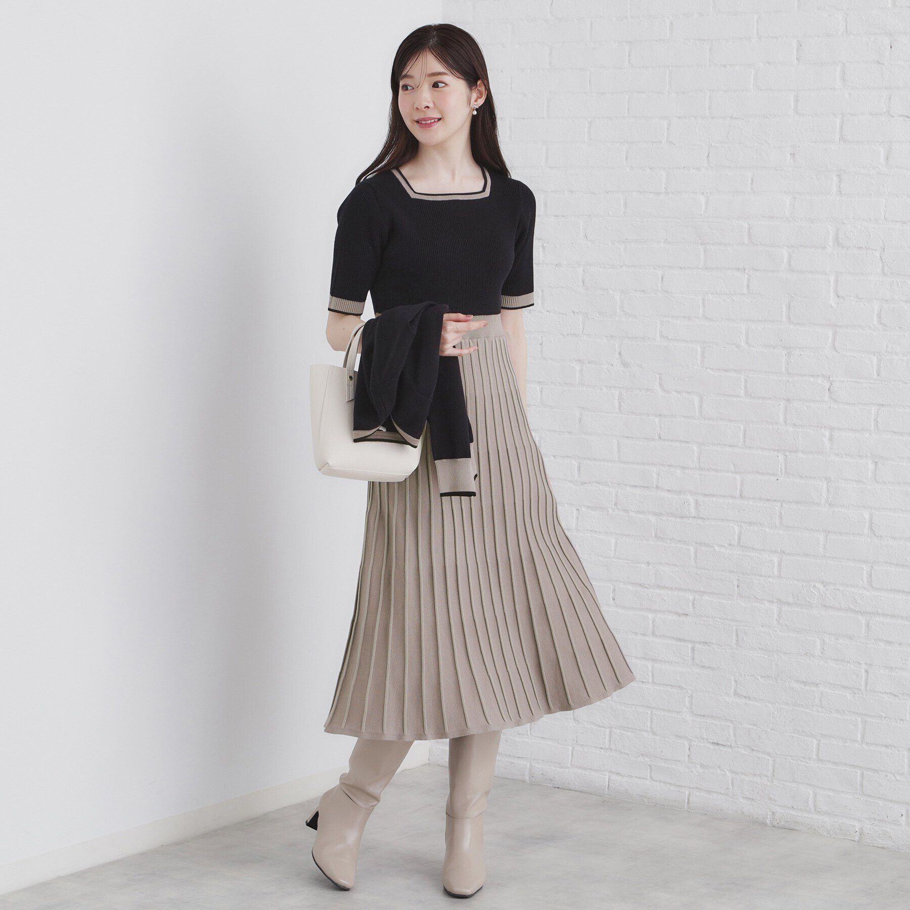 index「《ツインセット》カーディガン&times;バイカラーニットワンピース【洗濯機洗い可】」|ワンピース|