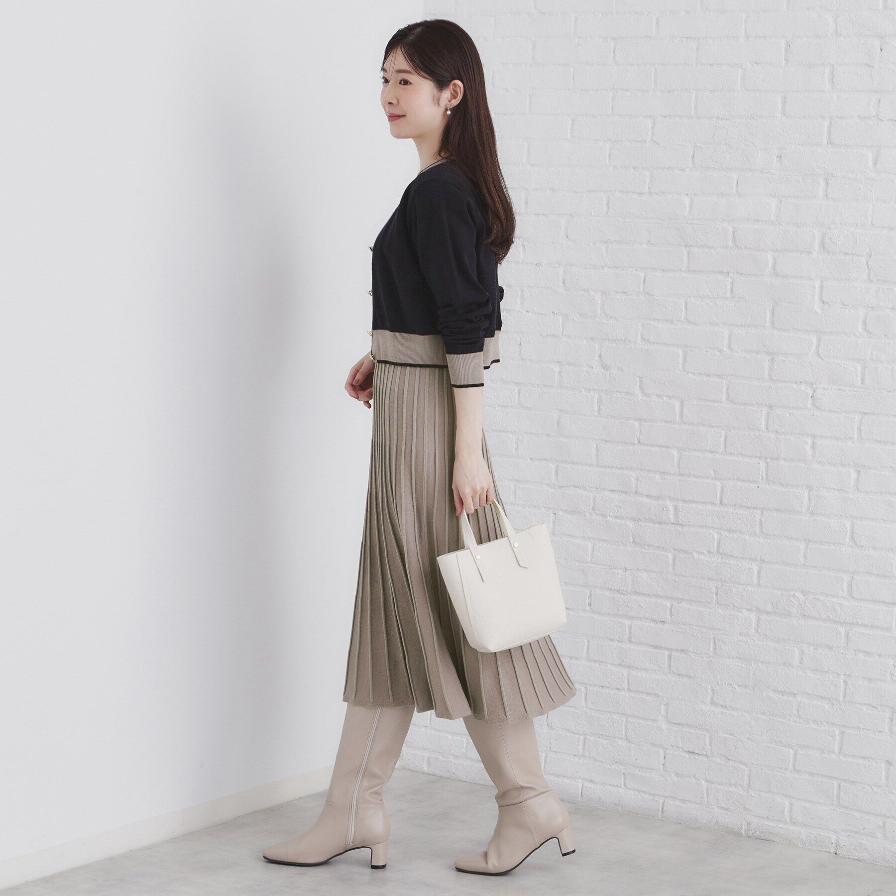 index「《ツインセット》カーディガン&times;バイカラーニットワンピース【洗濯機洗い可】」|ワンピース|