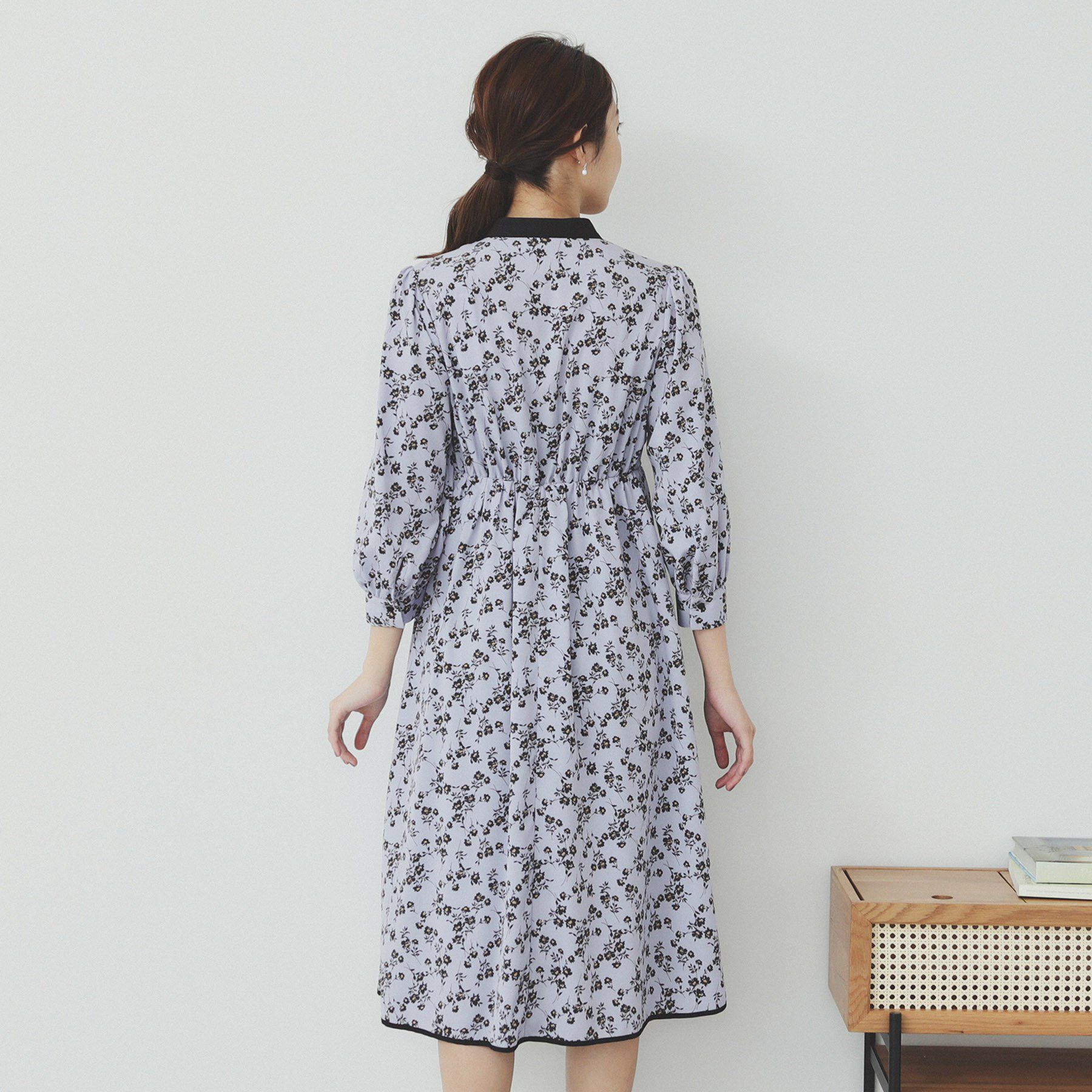 index「ミニフラワープリント バイカラーワンピース【洗濯機洗い可/イージーアイロン/防シワ】」|ワンピース|