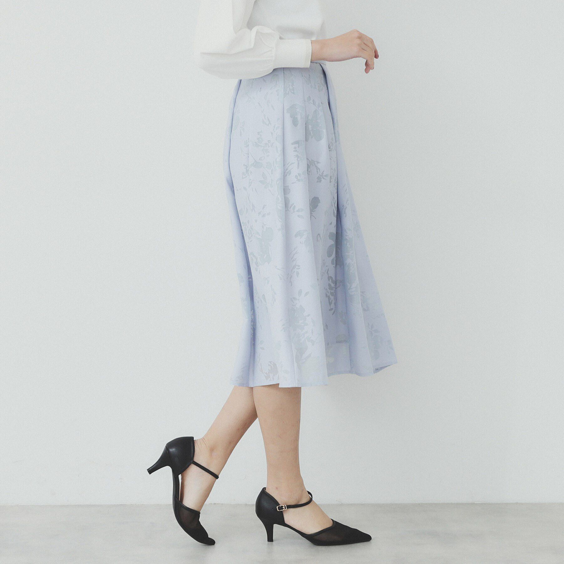 index「フラワータックフレアスカート【洗濯機洗い可】」|スカート|