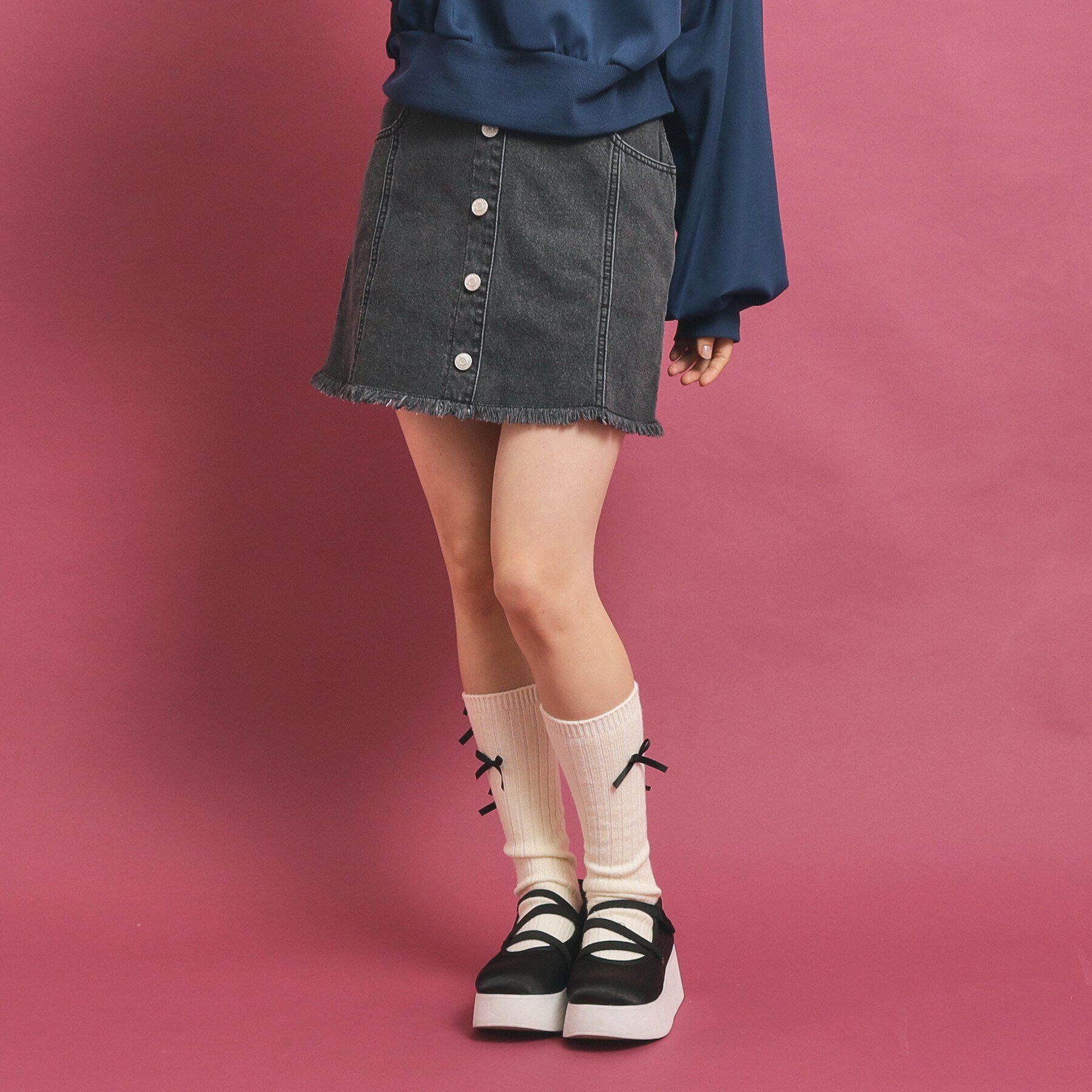 PINK-latte「フロントボタン台形デニムスカート」|スカート|