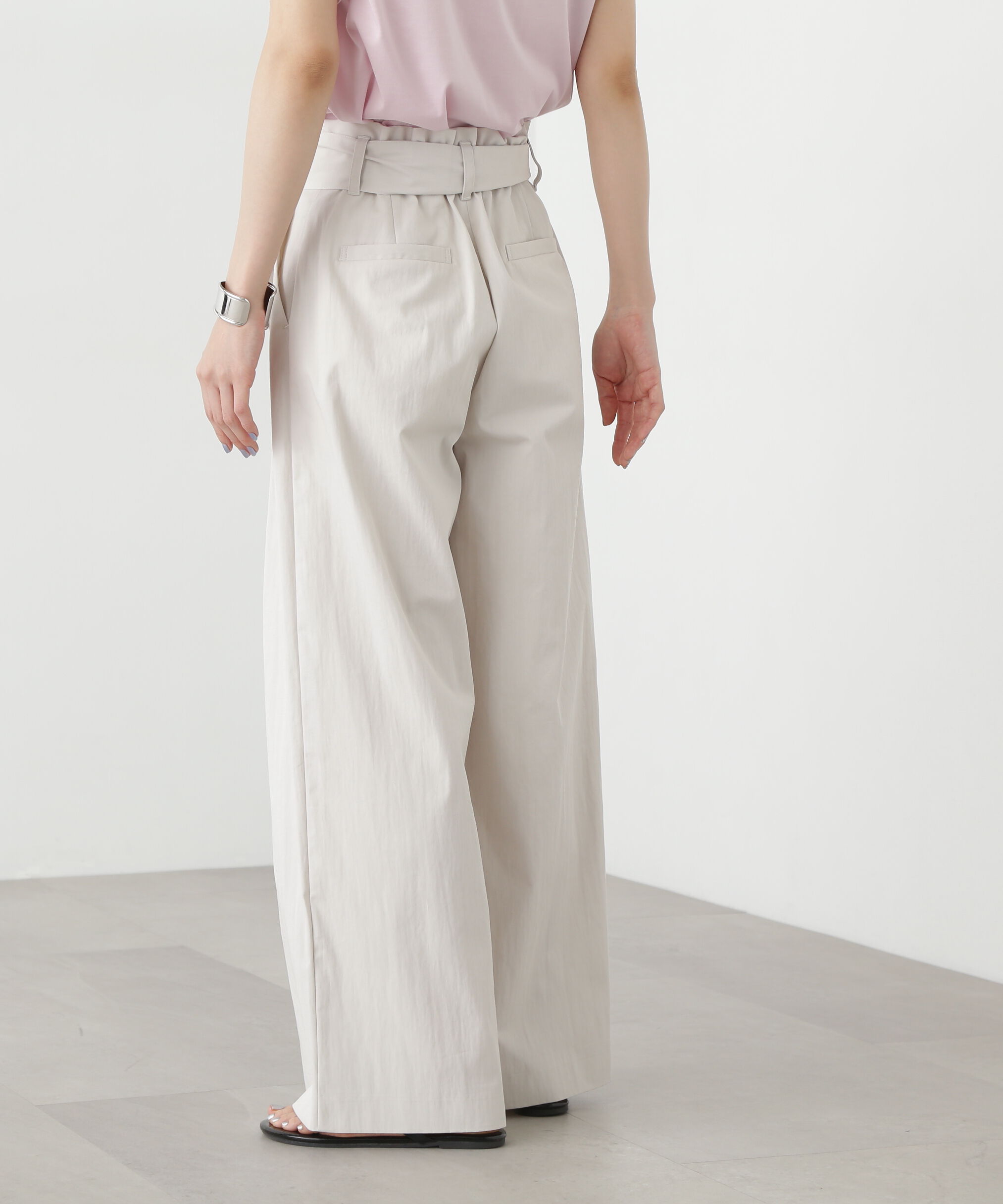  「ベルト付きラップ風ワイドパンツ」|その他|