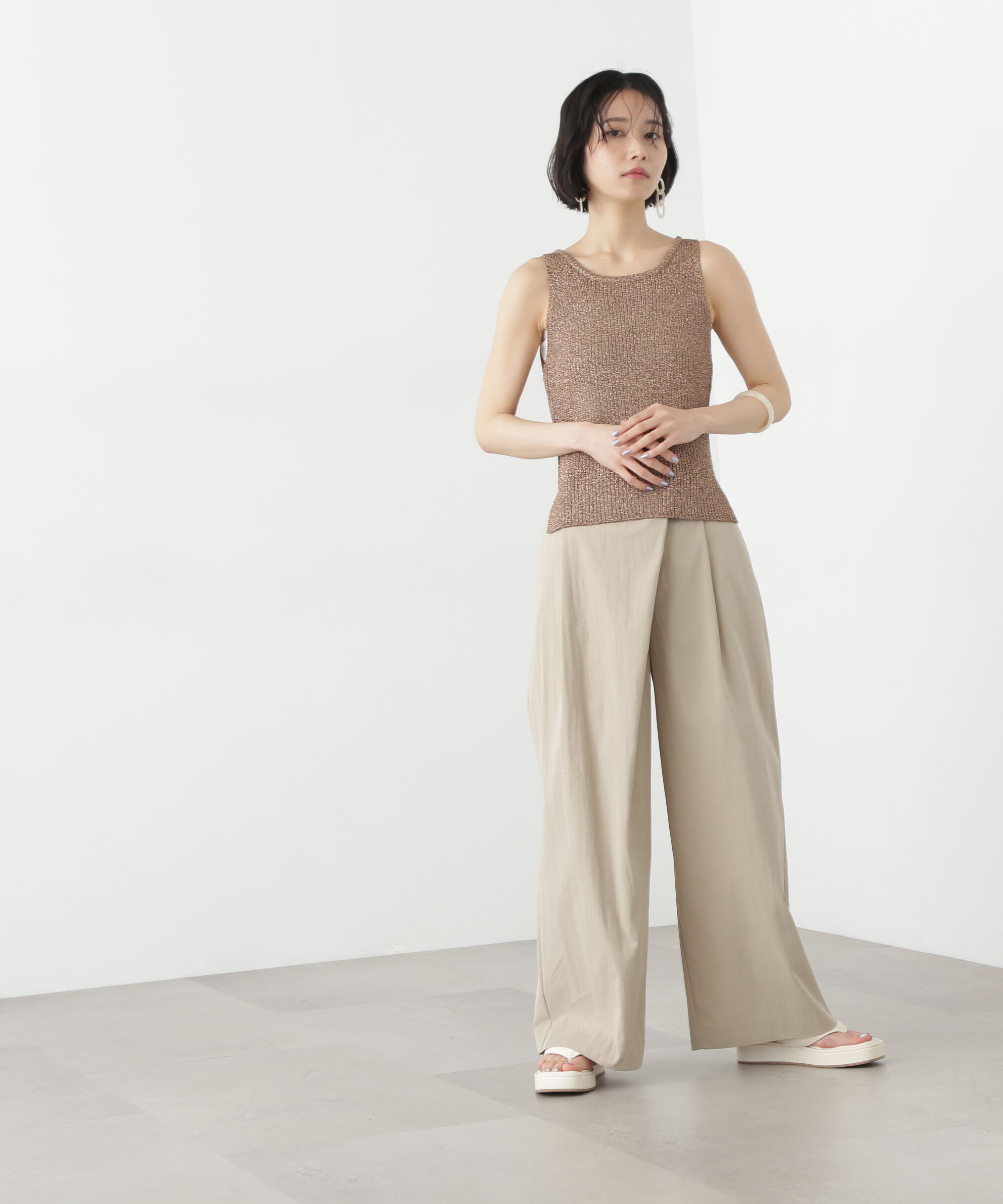  「ベルト付きラップ風ワイドパンツ」|その他|