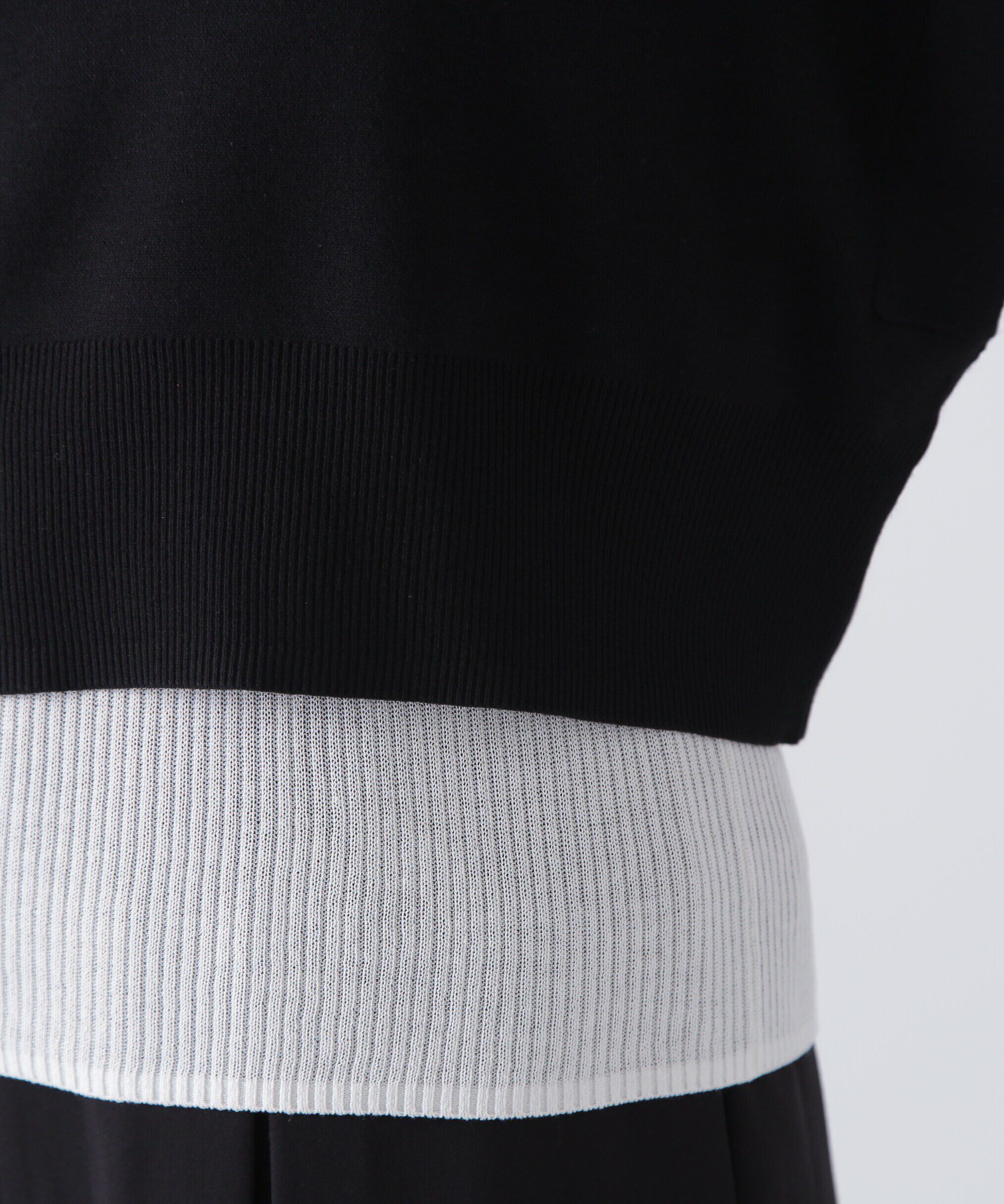  「Vネックベスト&times;シアーリブトップス」|ニット・セーター|