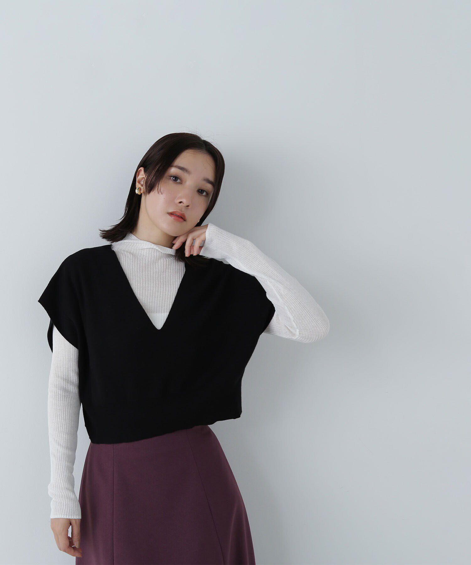  「Vネックベスト&times;シアーリブトップス」|ニット・セーター|