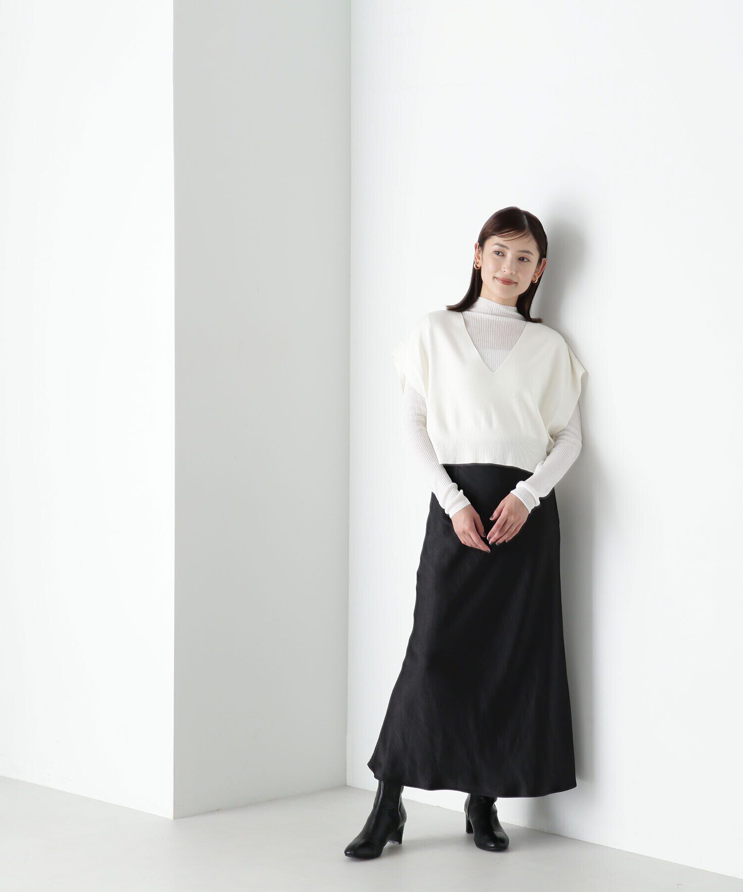  「Vネックベスト&times;シアーリブトップス」|ニット・セーター|