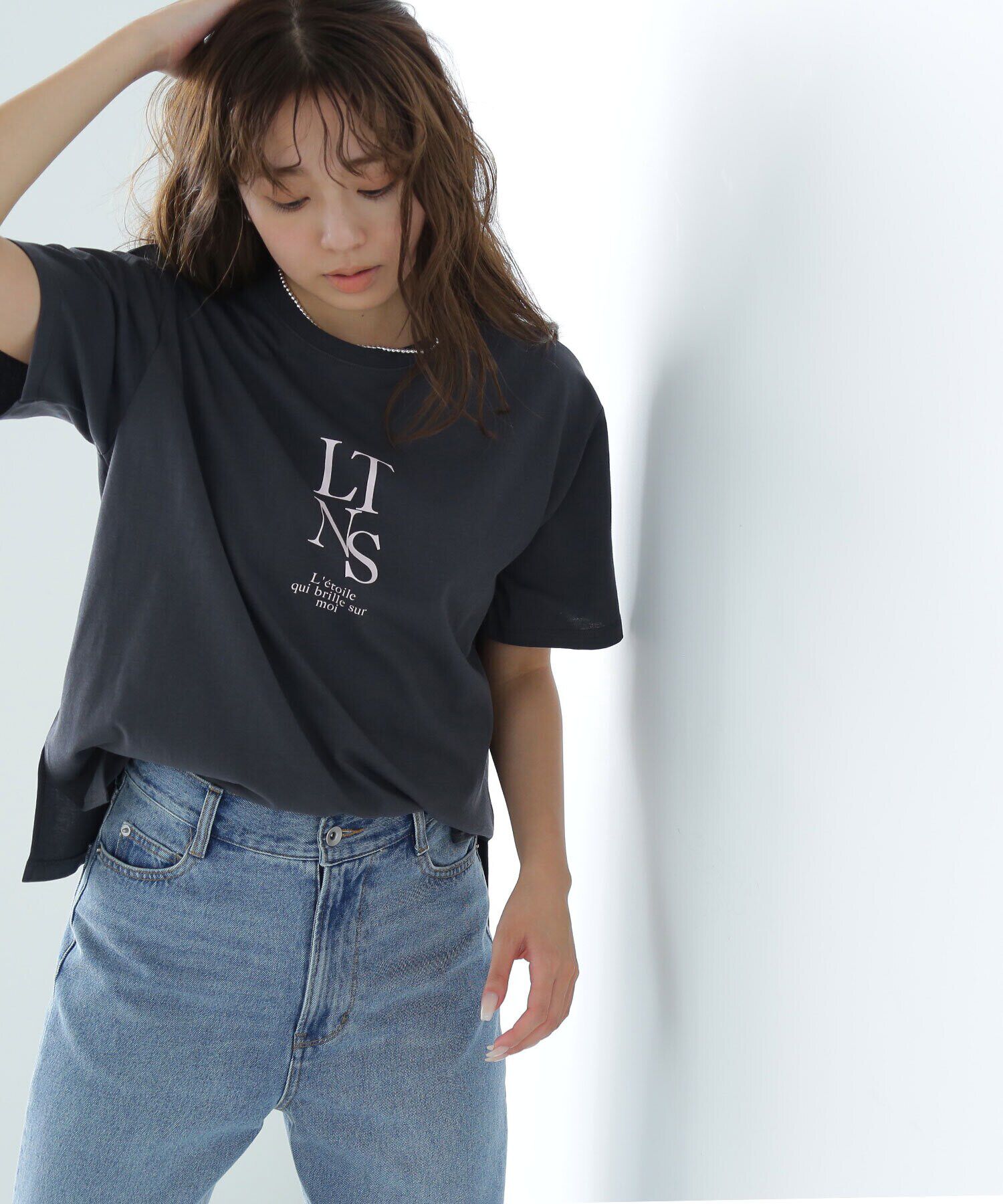  「バーティカルロゴボクシーTシャツ」|Tシャツ・カットソー|チャコール1