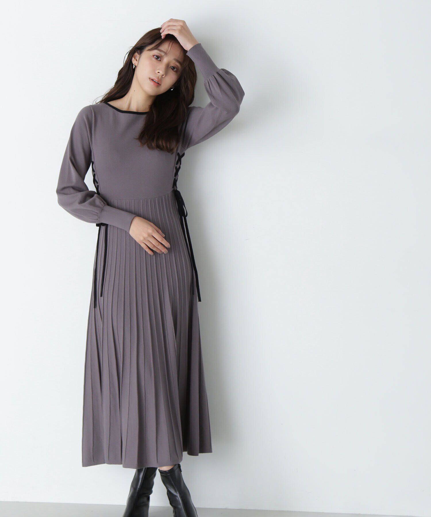  「レースアップバイカラーニットワンピース」|ワンピース|