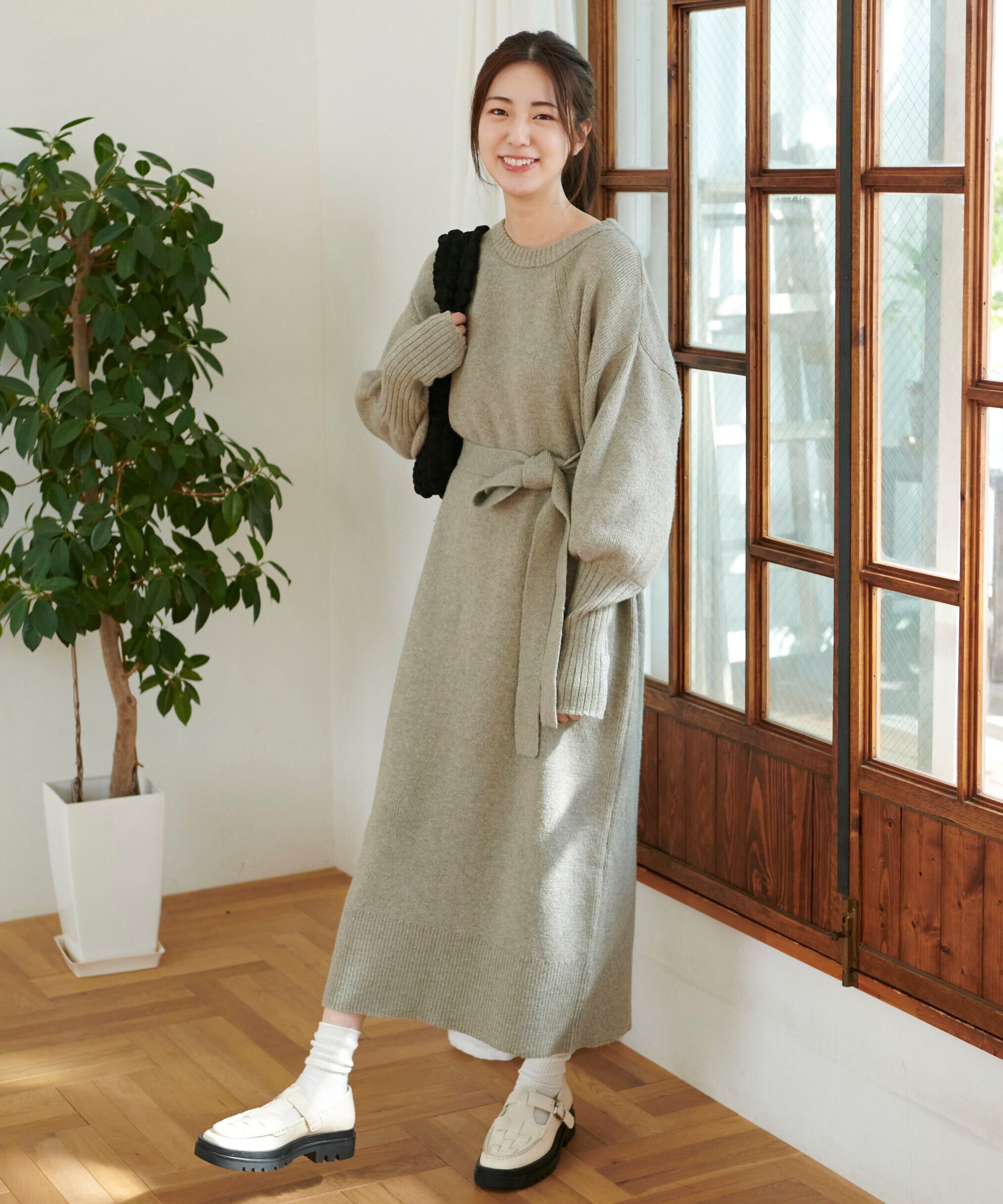  「指穴リブニットワンピース」|ワンピース|