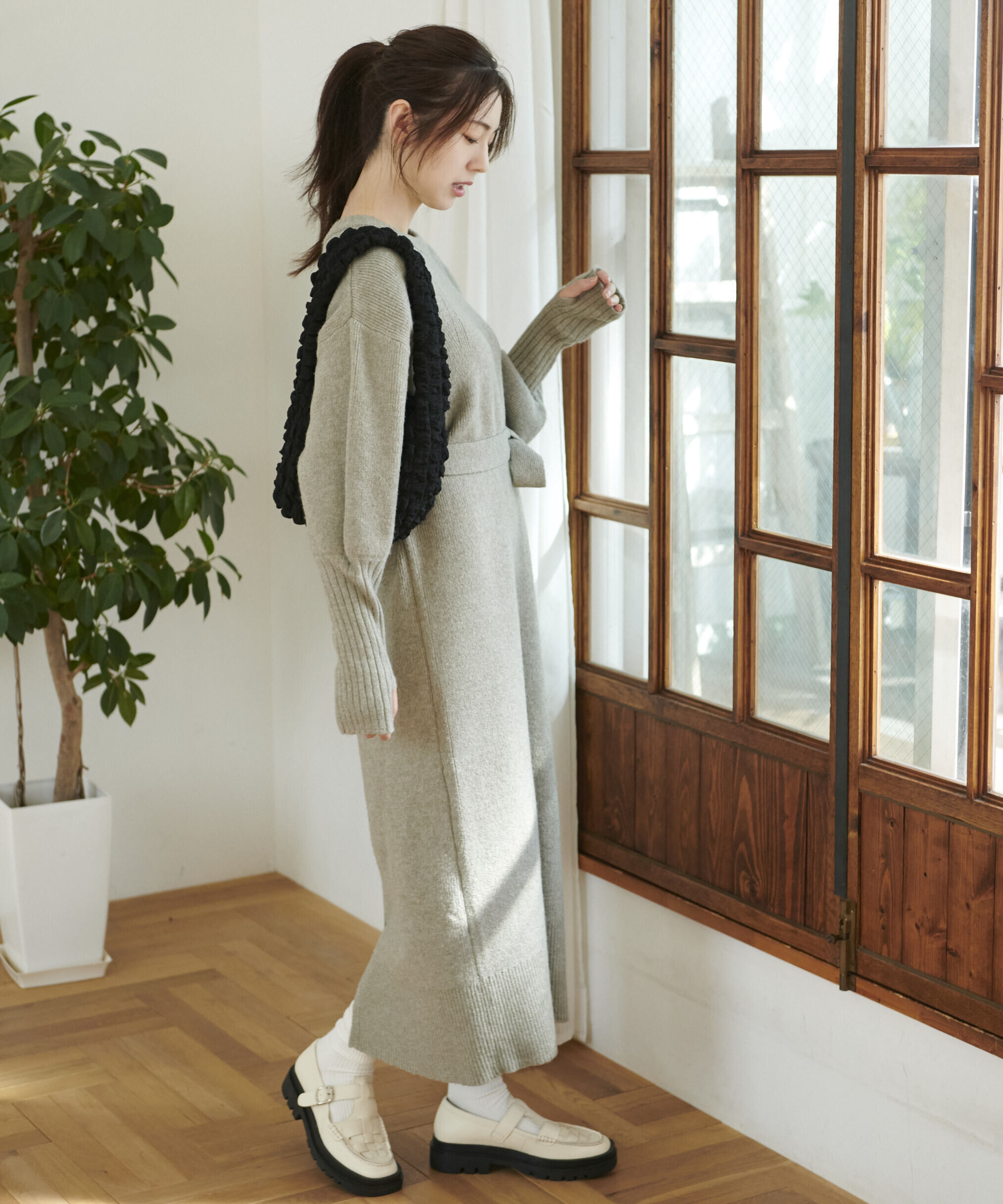  「指穴リブニットワンピース」|ワンピース|