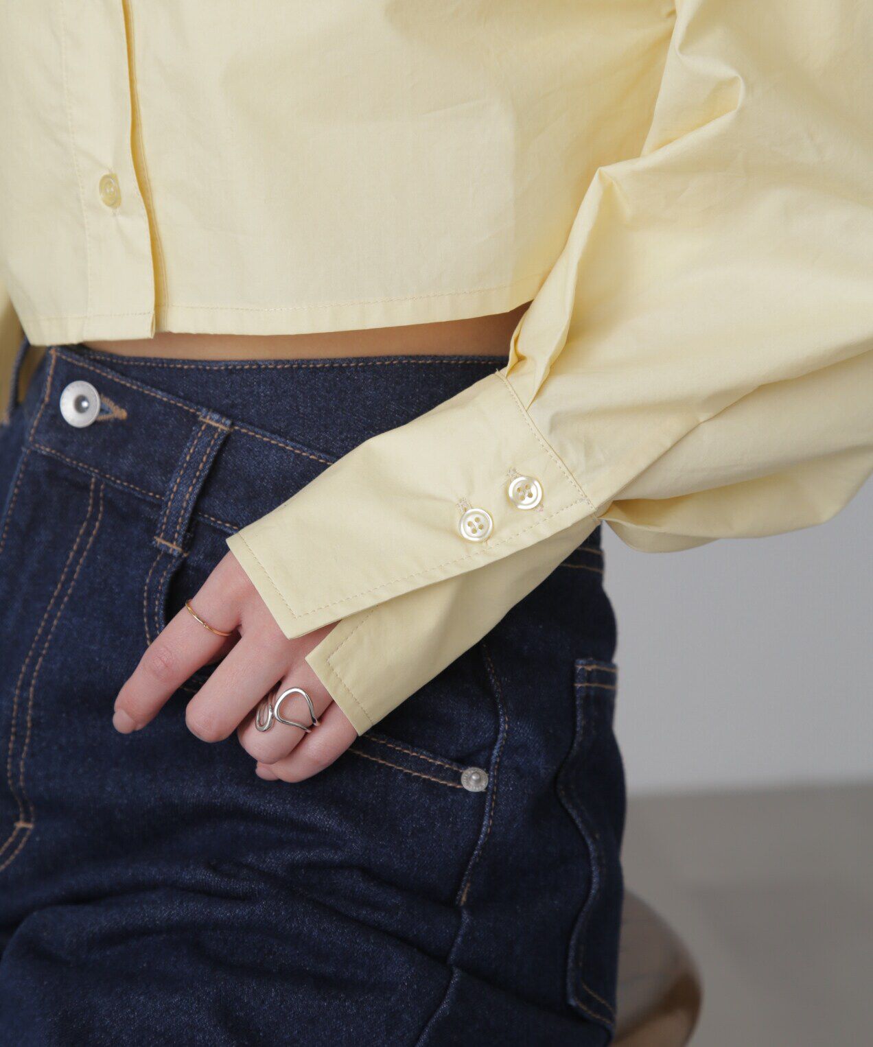  「ショート丈タックボリュームスリーブシャツ」|シャツ・ブラウス|