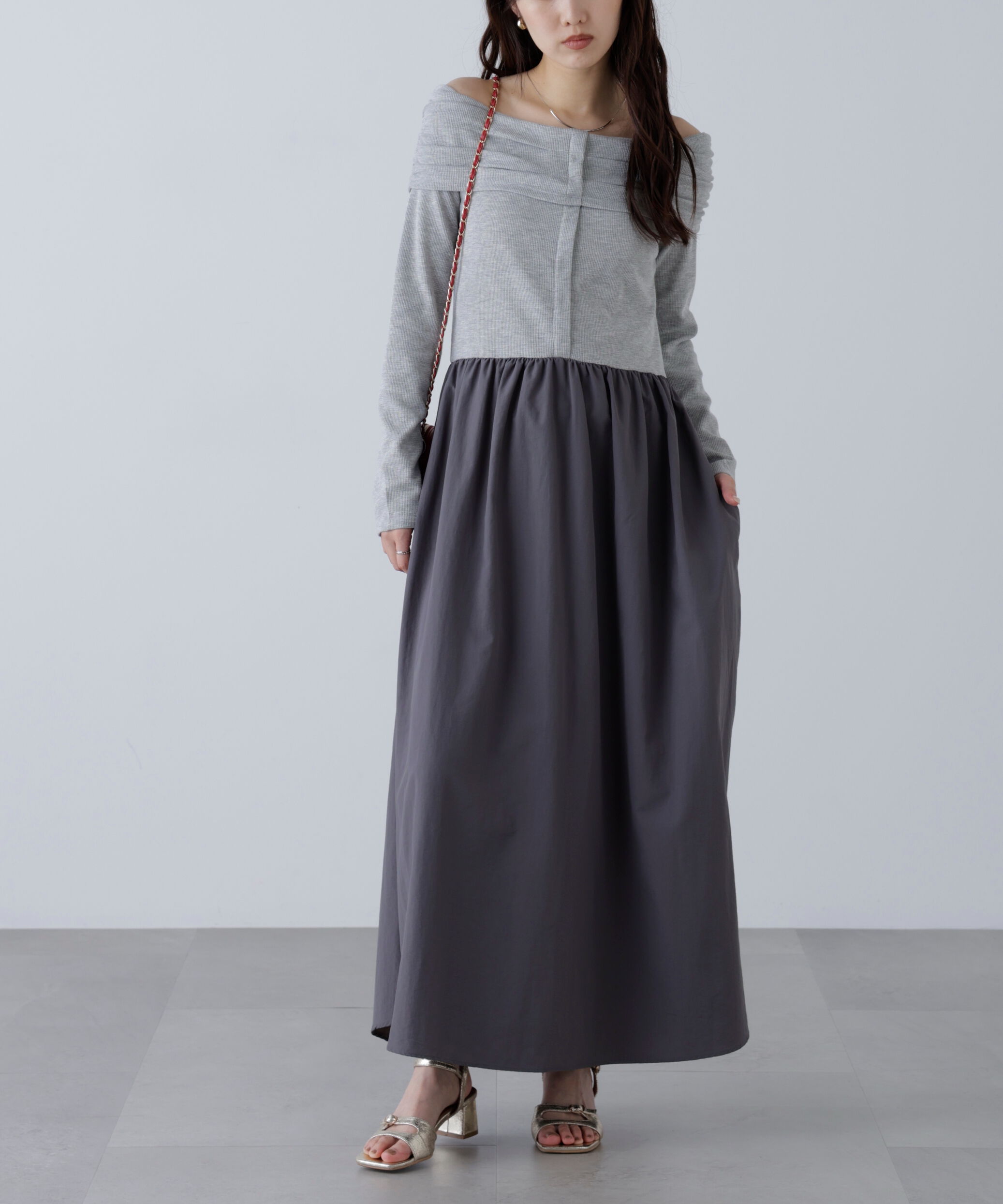  「オフショルドッキングワンピース」|ワンピース|グレー